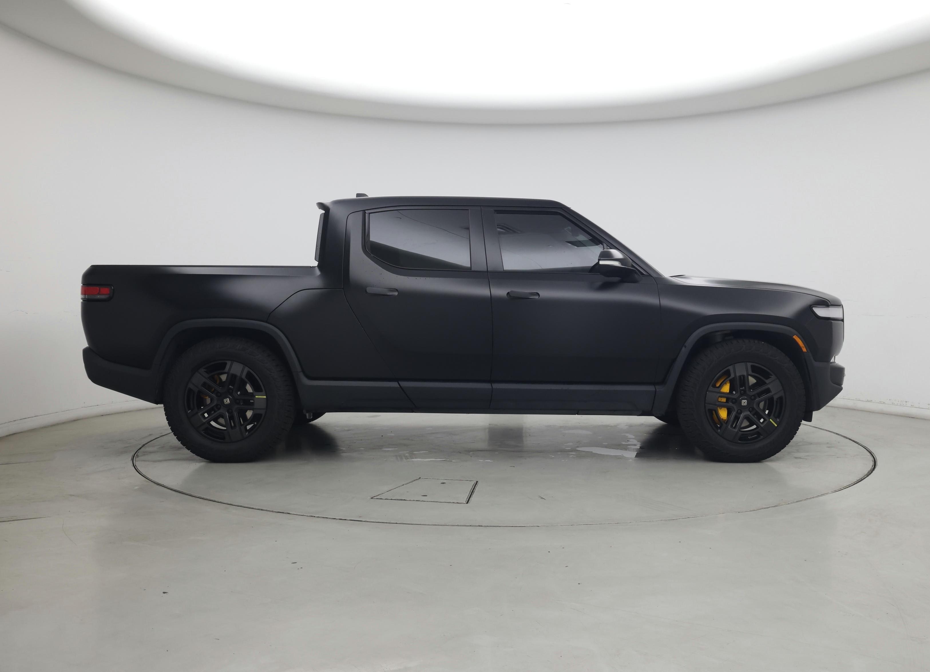Thumbnail: 2022 Rivian R1T - 7