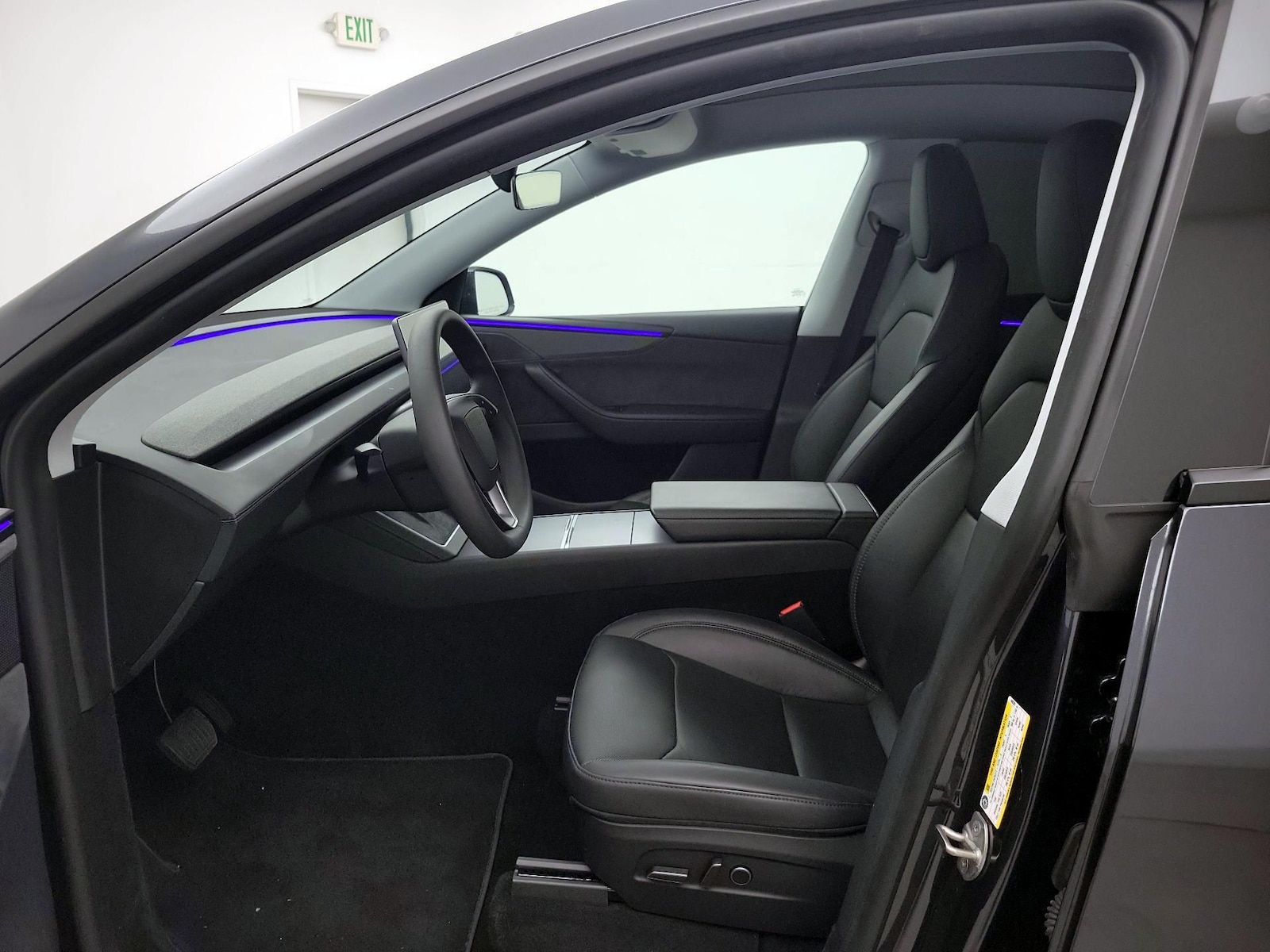 2026 Tesla Model Y Long Range - Photo 12