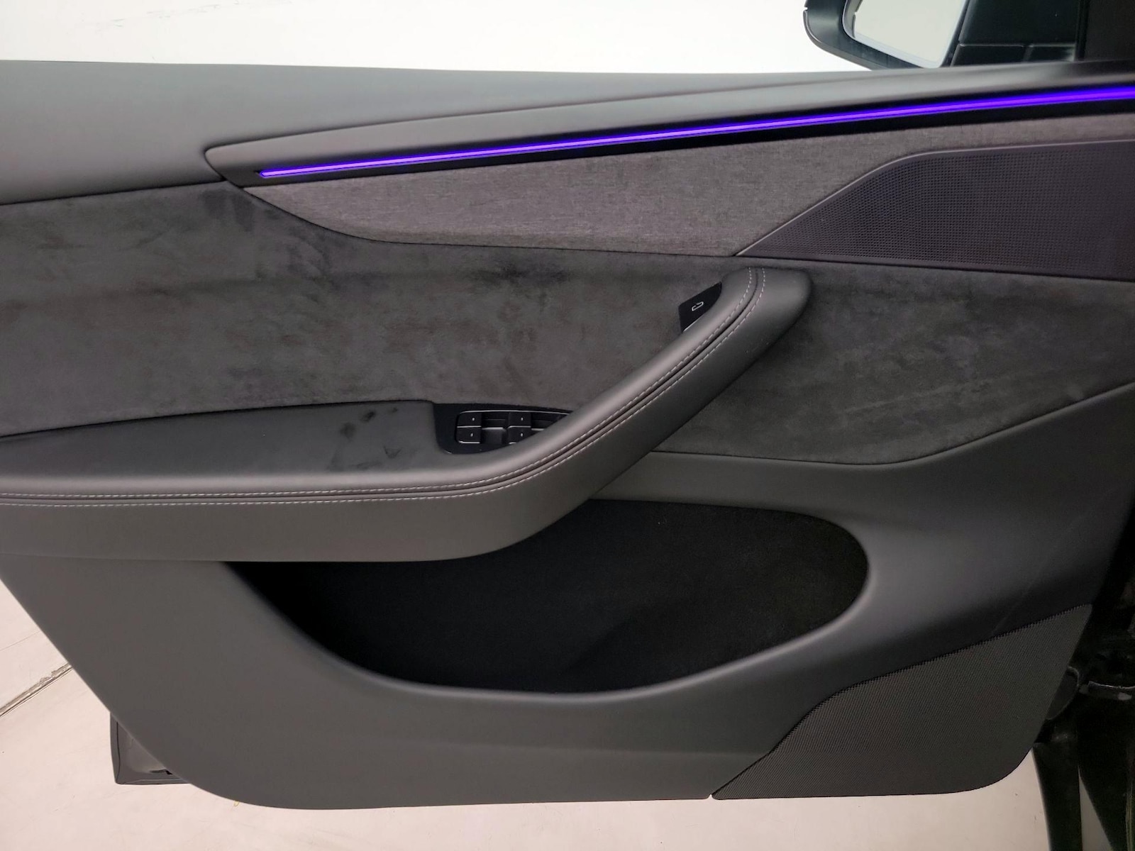 2026 Tesla Model Y Long Range - Photo 13