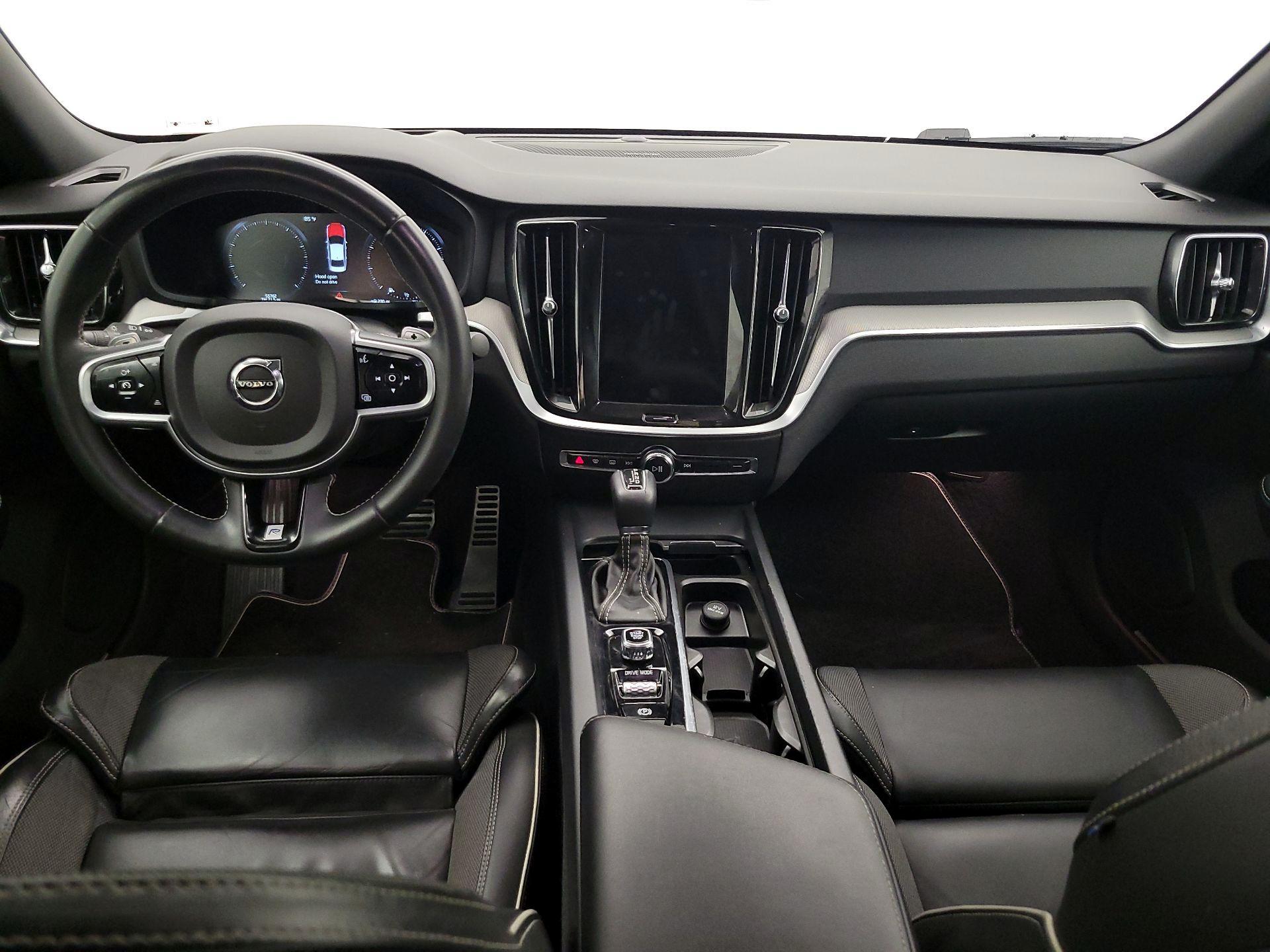Thumbnail: 2019 Volvo S60 - 9
