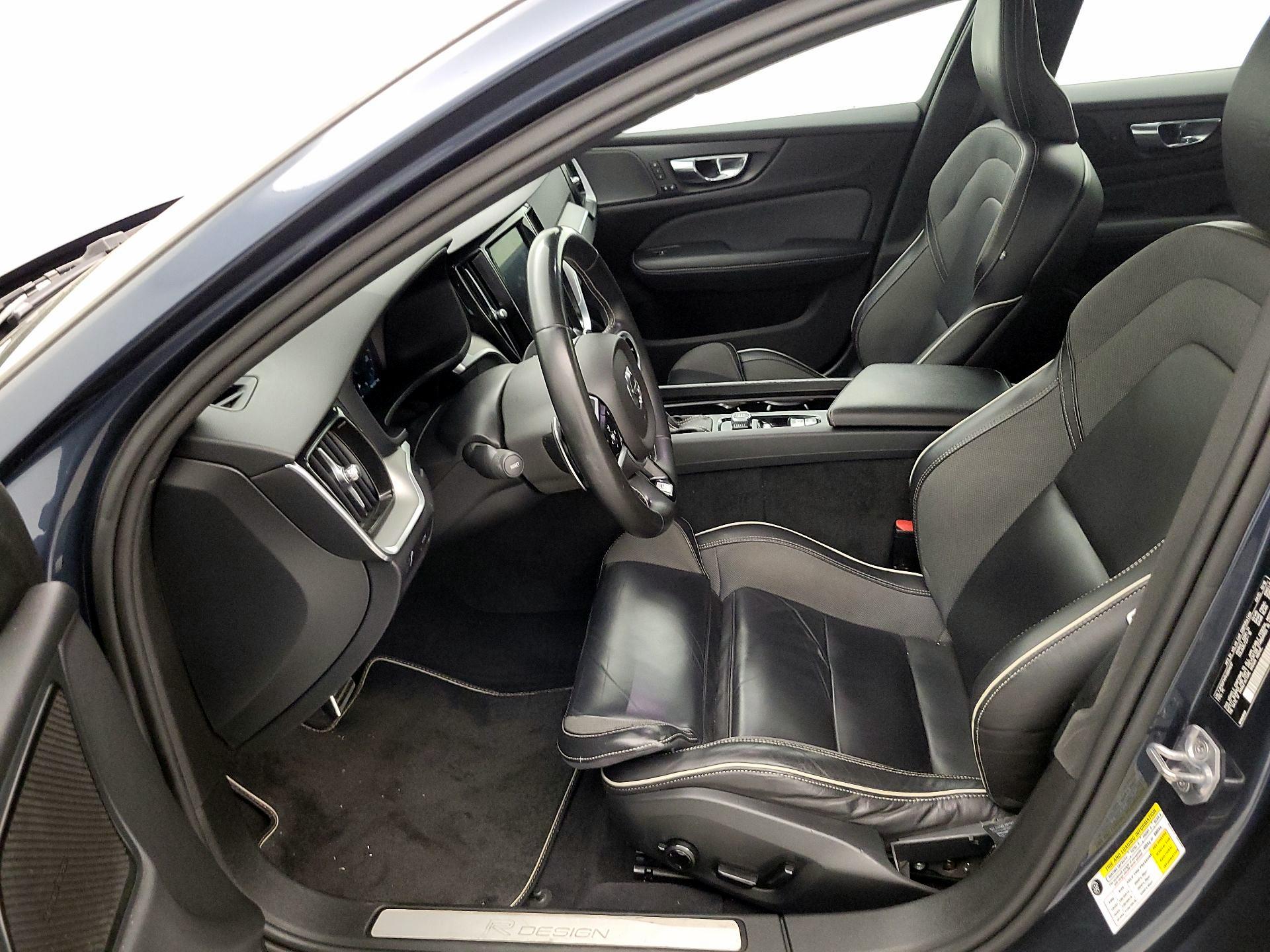 Thumbnail: 2019 Volvo S60 - 11