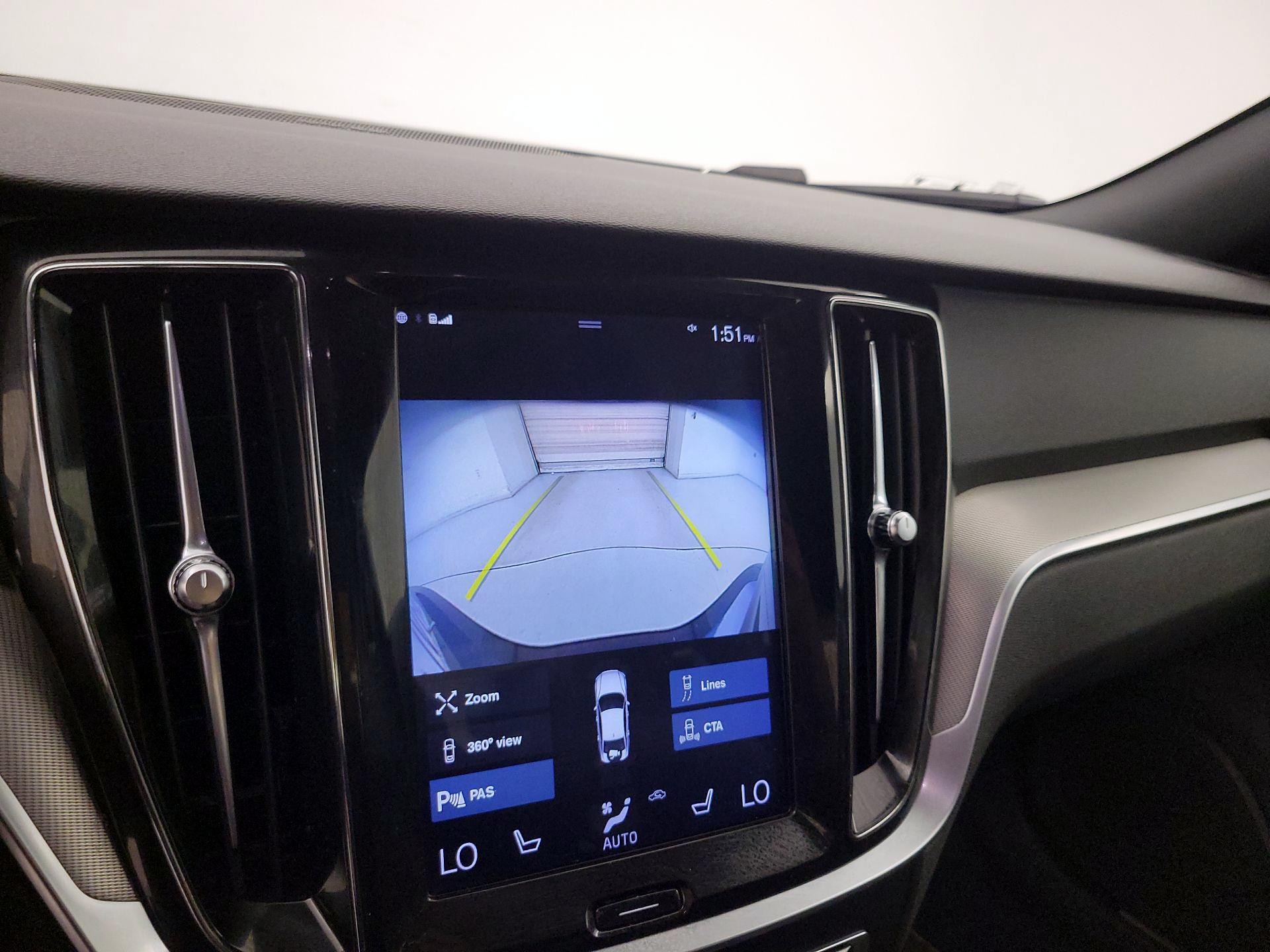 Thumbnail: 2019 Volvo S60 - 14