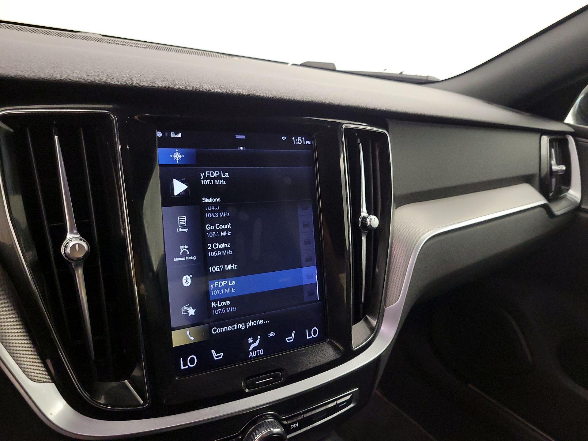 Thumbnail: 2019 Volvo S60 - 15