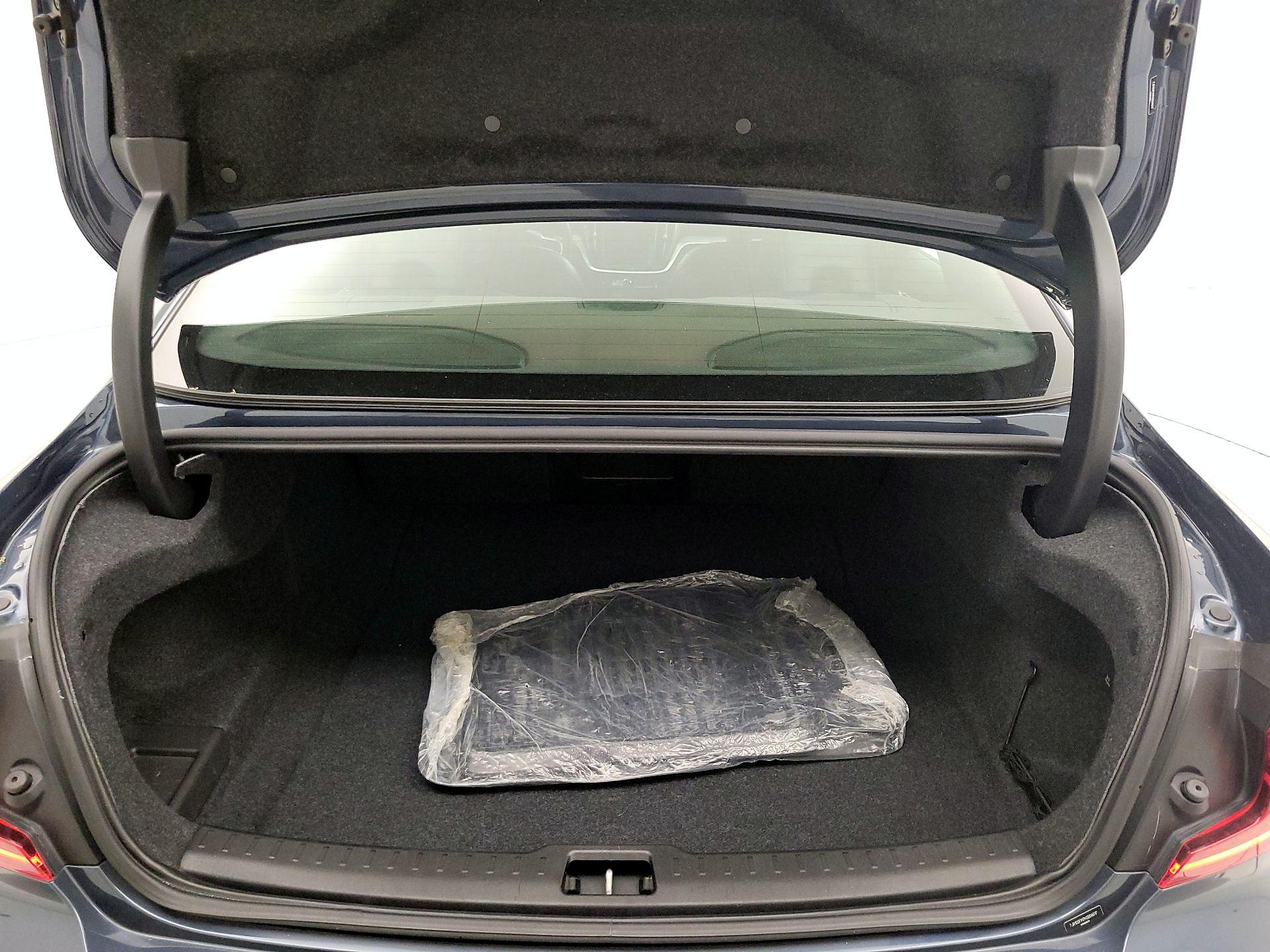 Thumbnail: 2019 Volvo S60 - 20