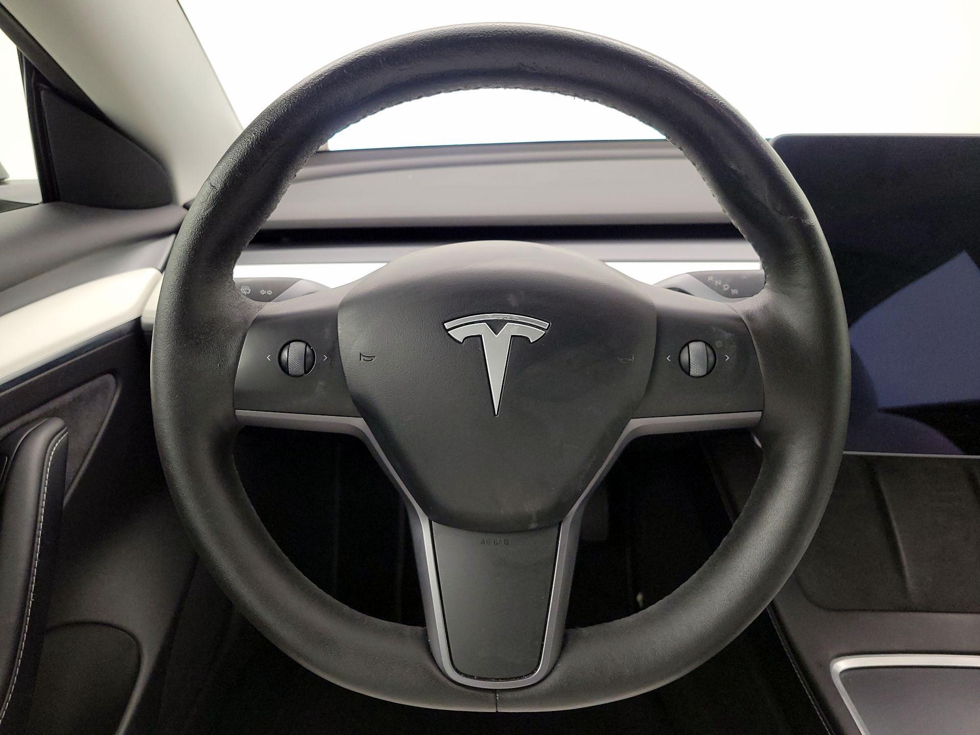 Thumbnail: 2022 Tesla Model 3 - 10