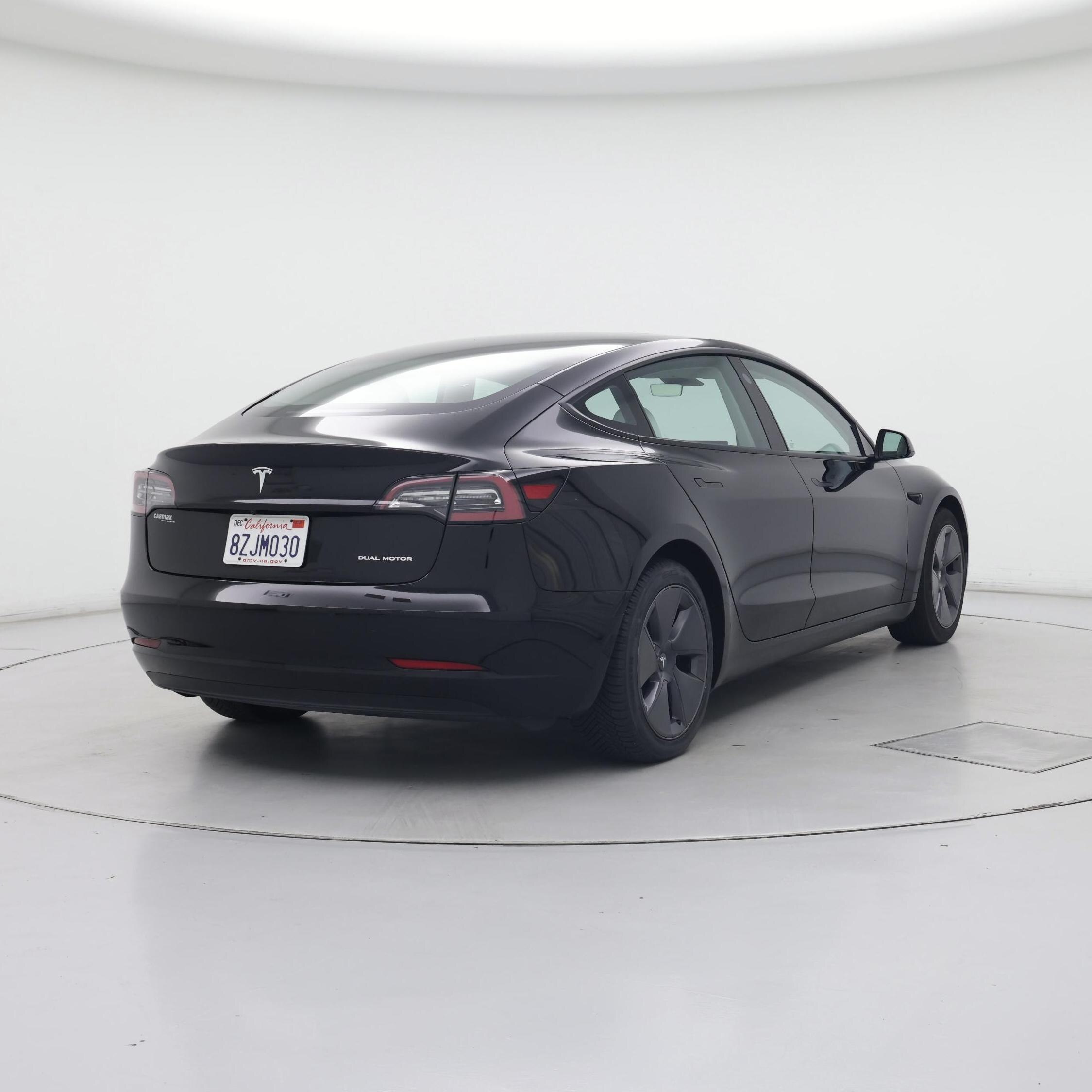 Thumbnail: 2022 Tesla Model 3 - 8
