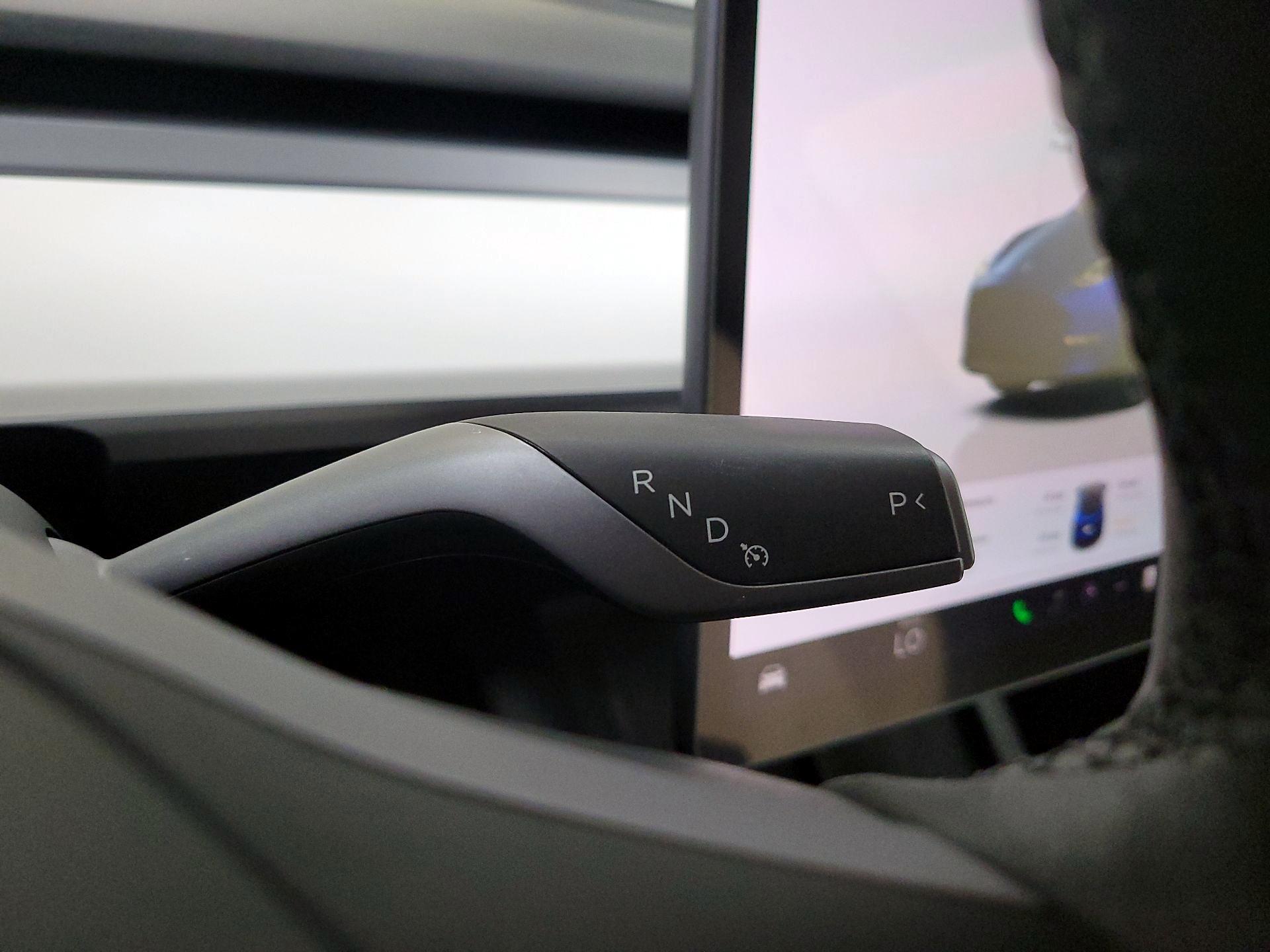 Thumbnail: 2023 Tesla Model Y - 17