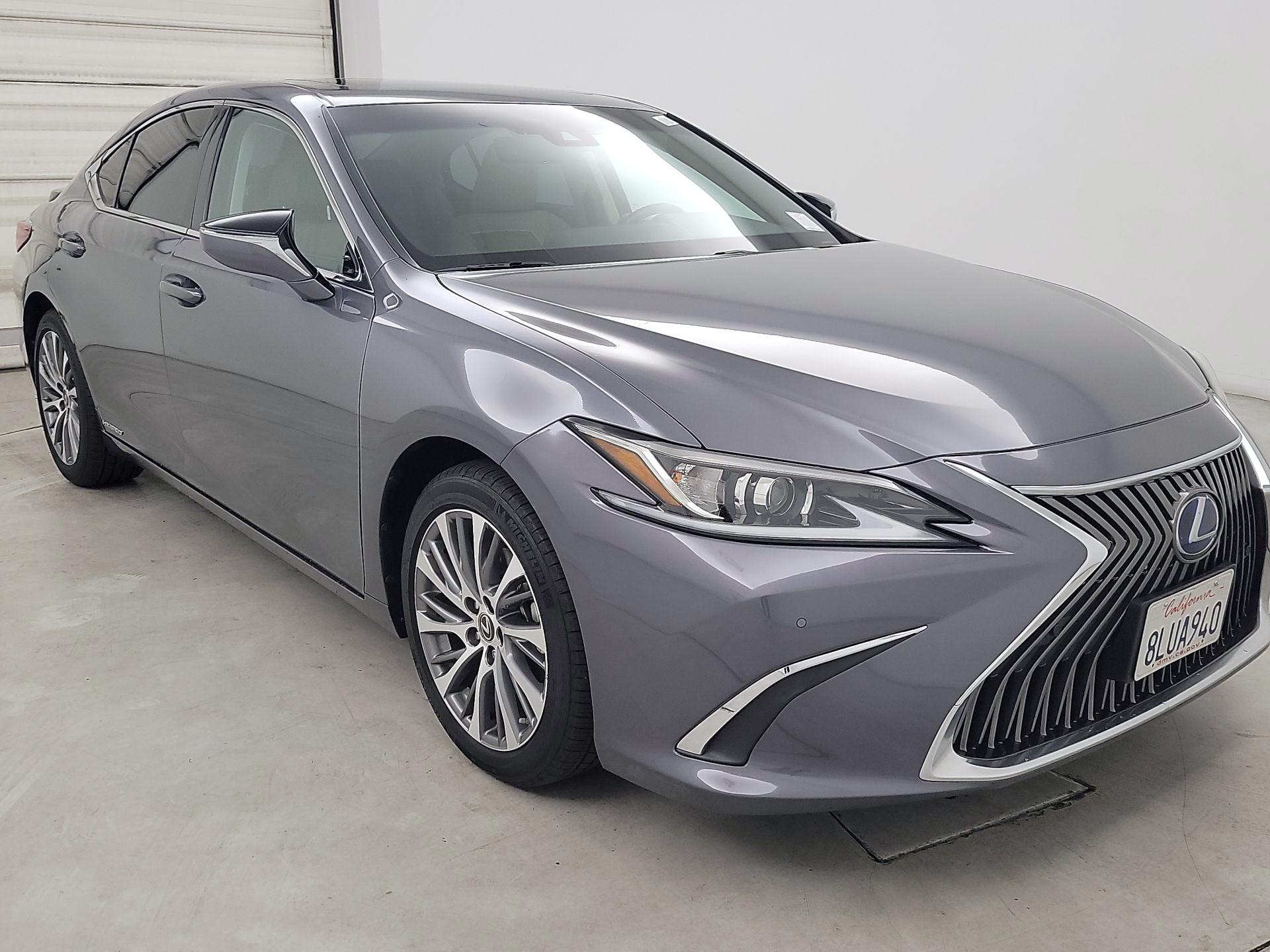 Thumbnail: 2019 Lexus ES - 1