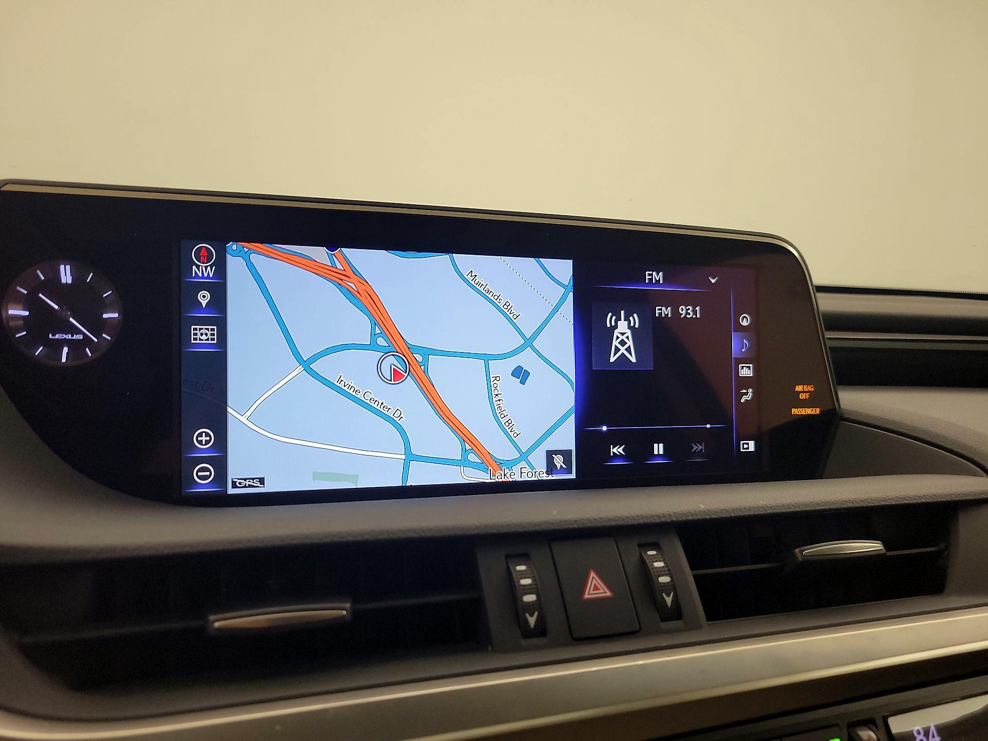 Thumbnail: 2019 Lexus ES - 11