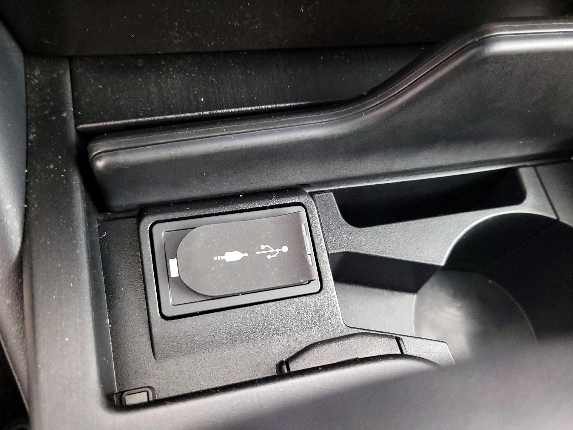 Thumbnail: 2019 Lexus ES - 16