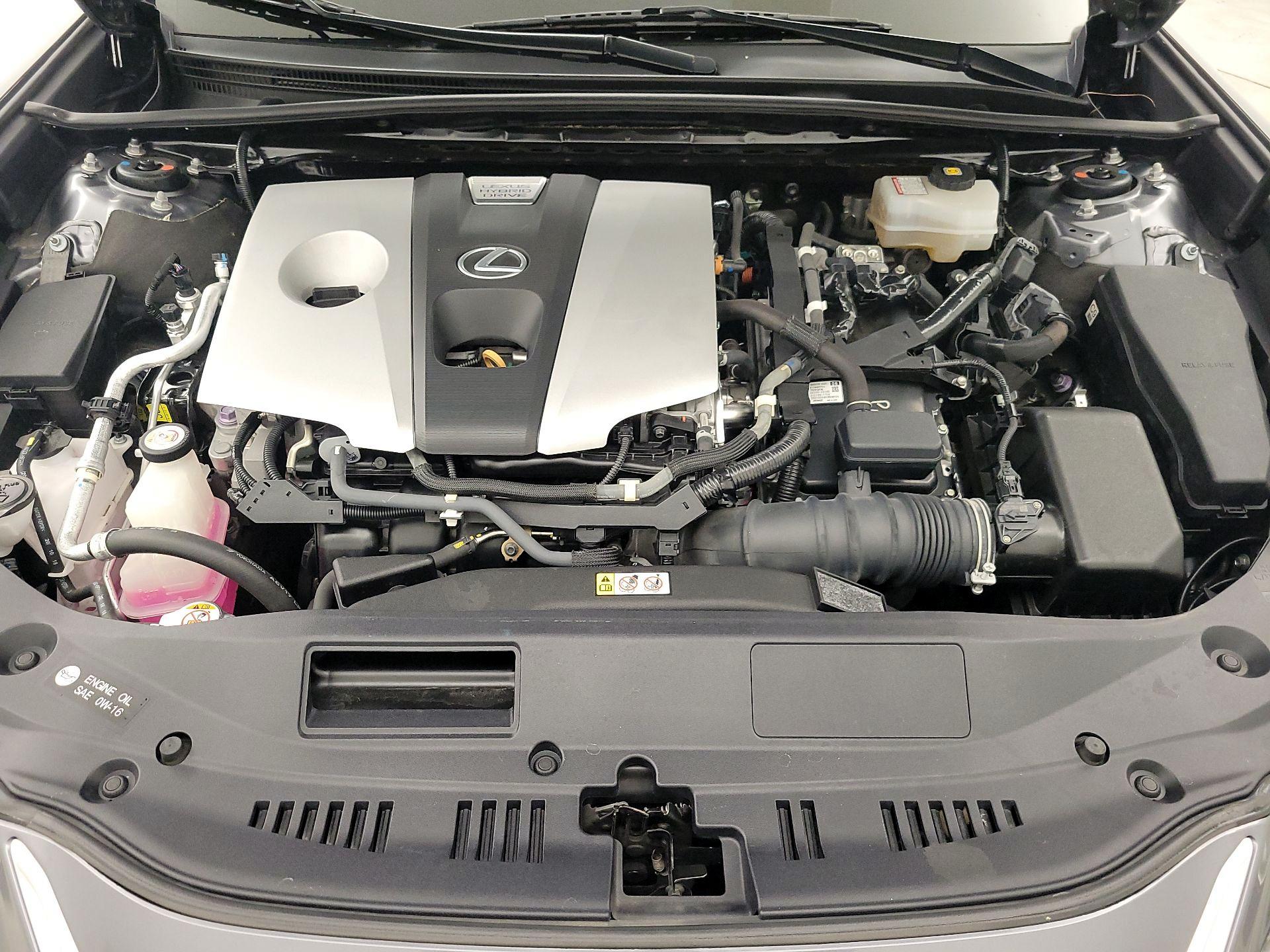 Thumbnail: 2019 Lexus ES - 20