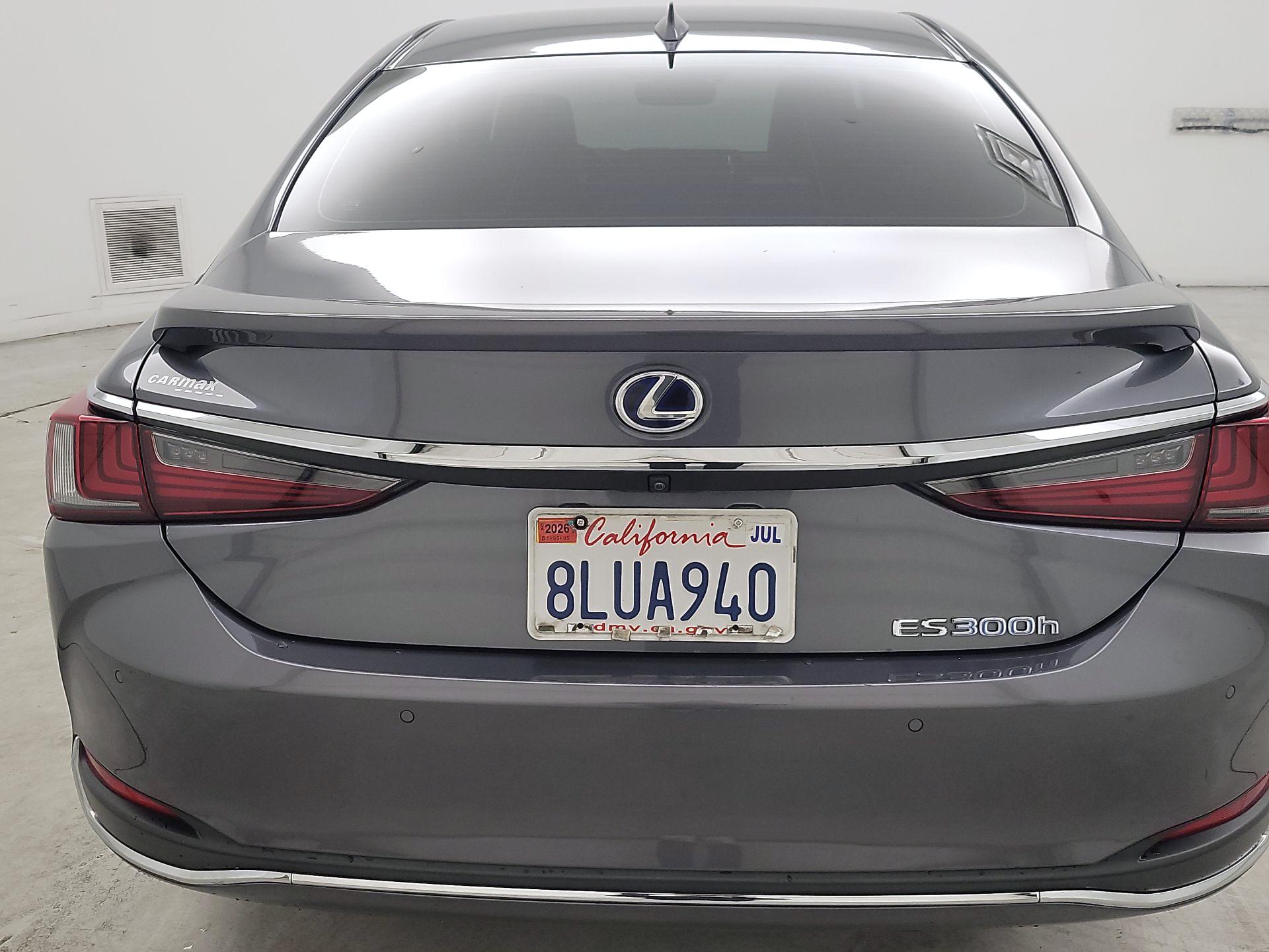 Thumbnail: 2019 Lexus ES - 6