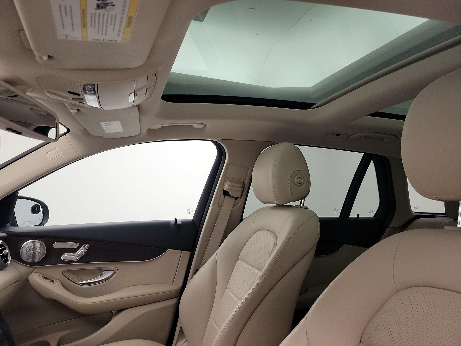 Thumbnail: 2019 Mercedes-Benz GLC - 16