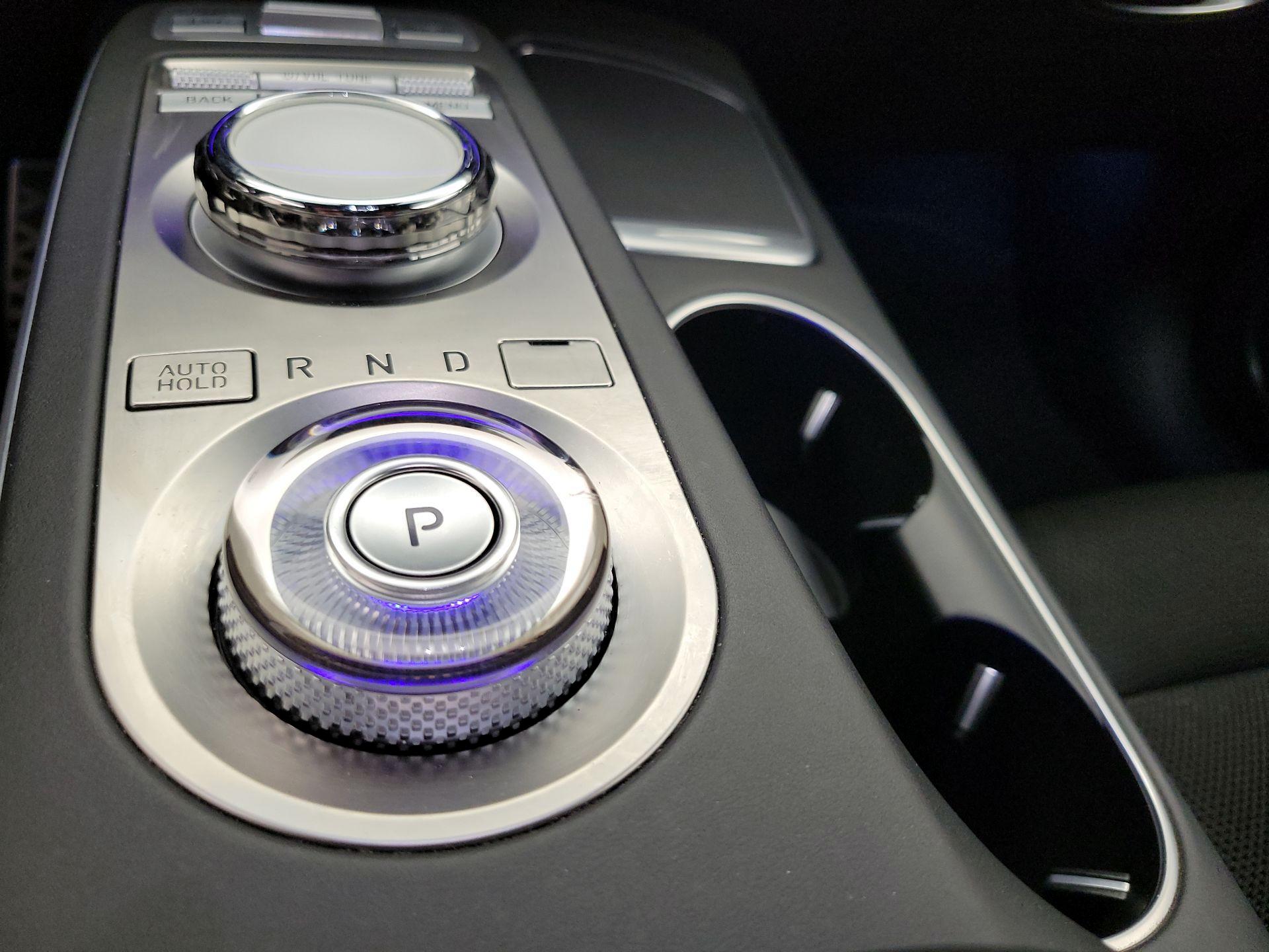 Thumbnail: 2023 Genesis GV70 - 17