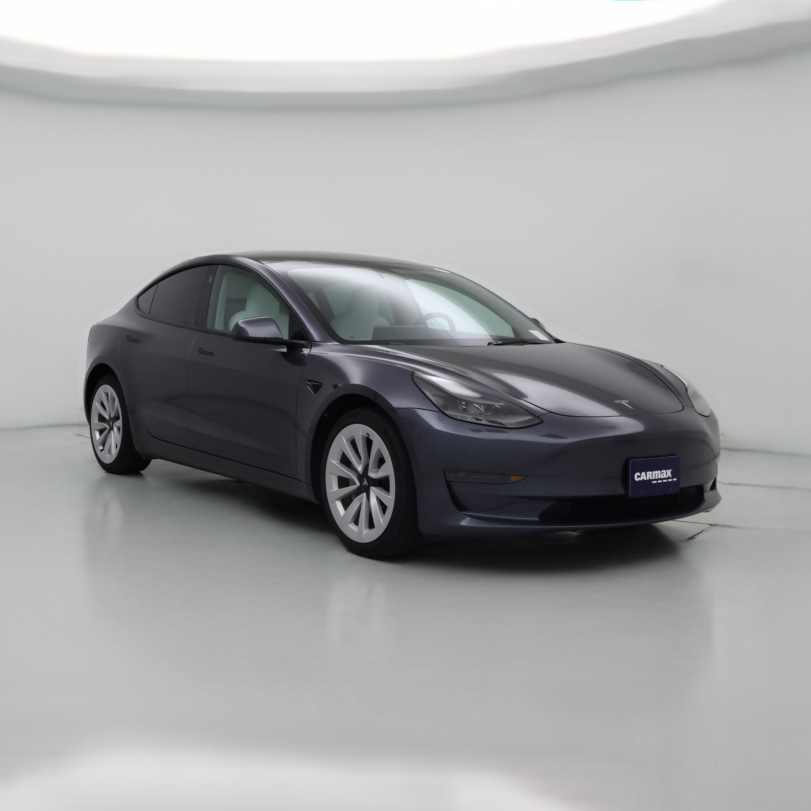 Thumbnail: 2023 Tesla Model 3 - 1
