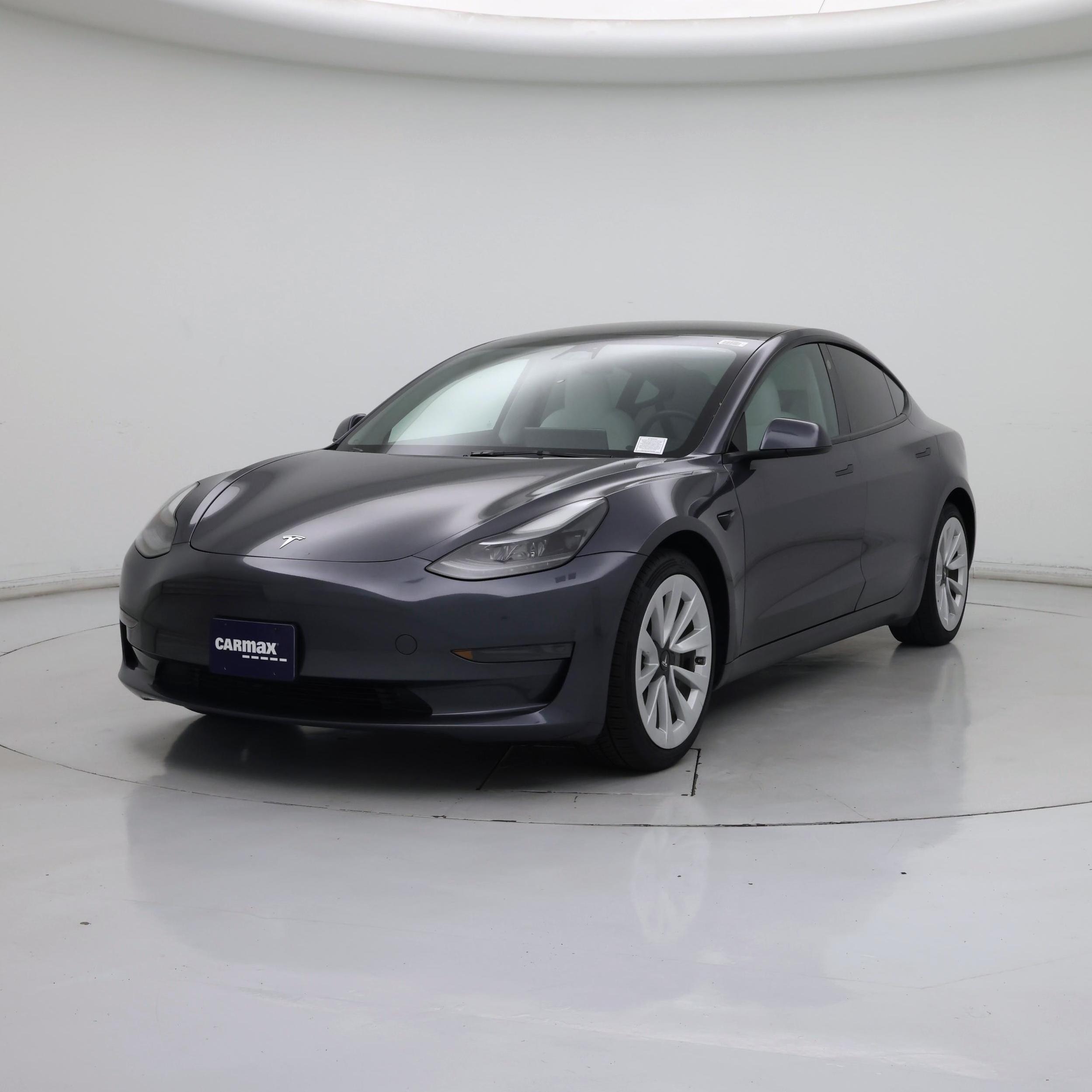 Thumbnail: 2023 Tesla Model 3 - 4