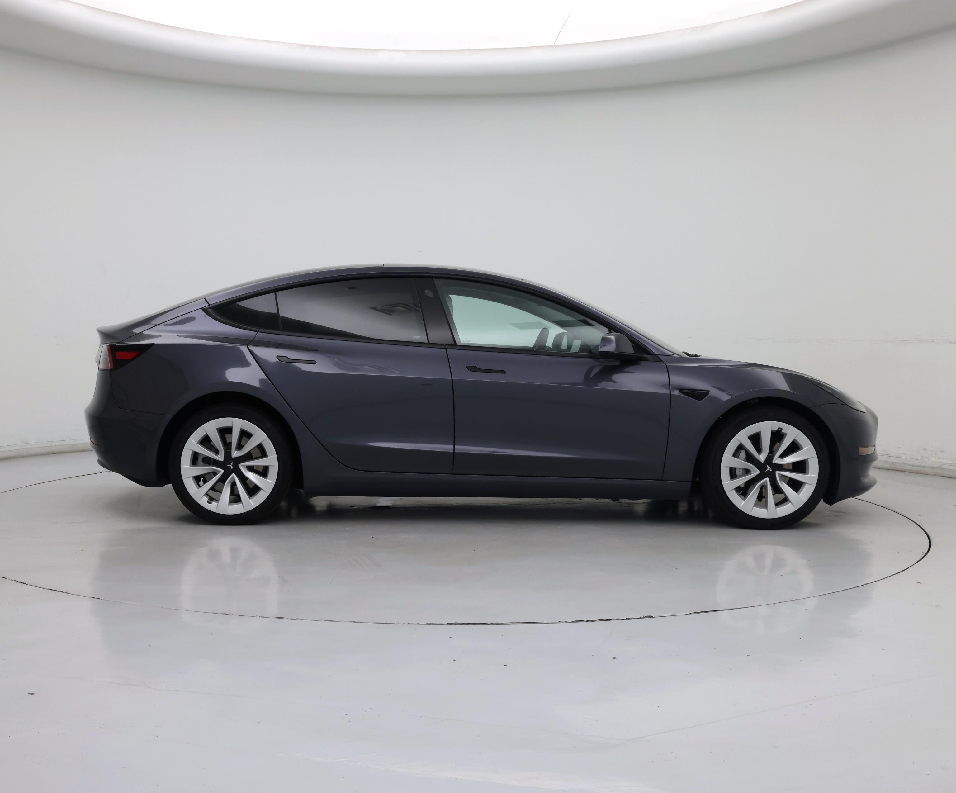 Thumbnail: 2023 Tesla Model 3 - 7