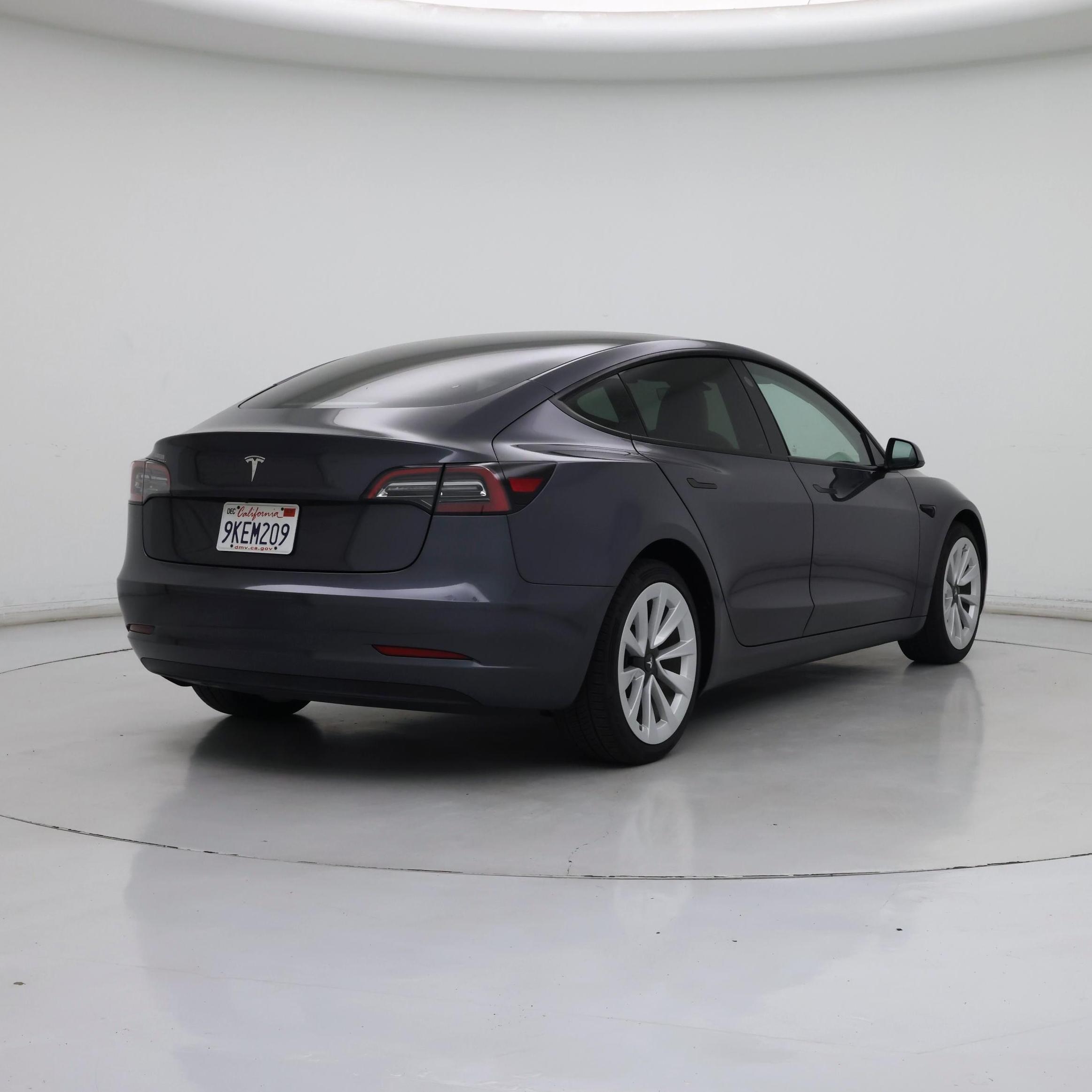 Thumbnail: 2023 Tesla Model 3 - 8