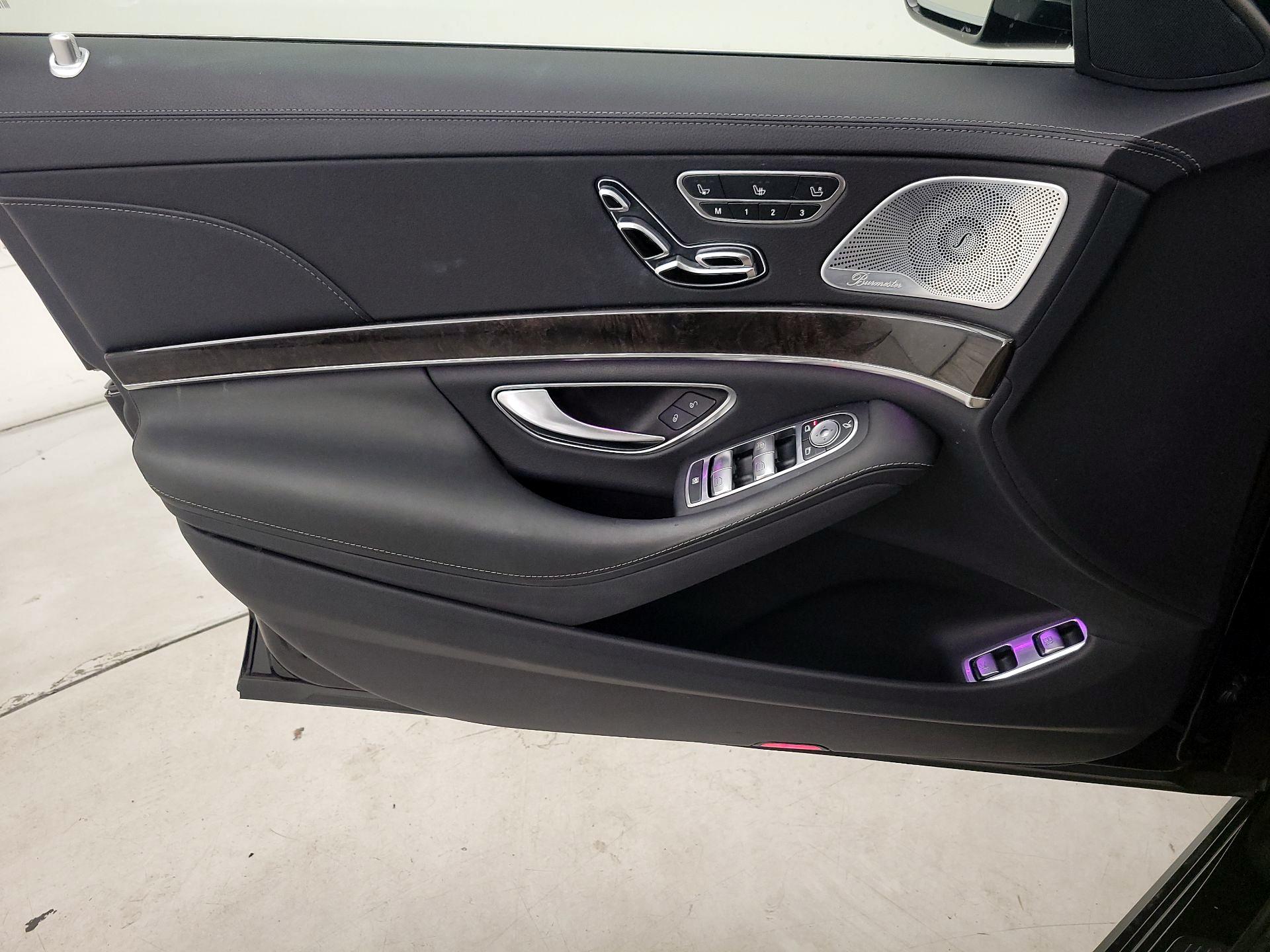 Thumbnail: 2016 Mercedes-Benz S-Class - 12