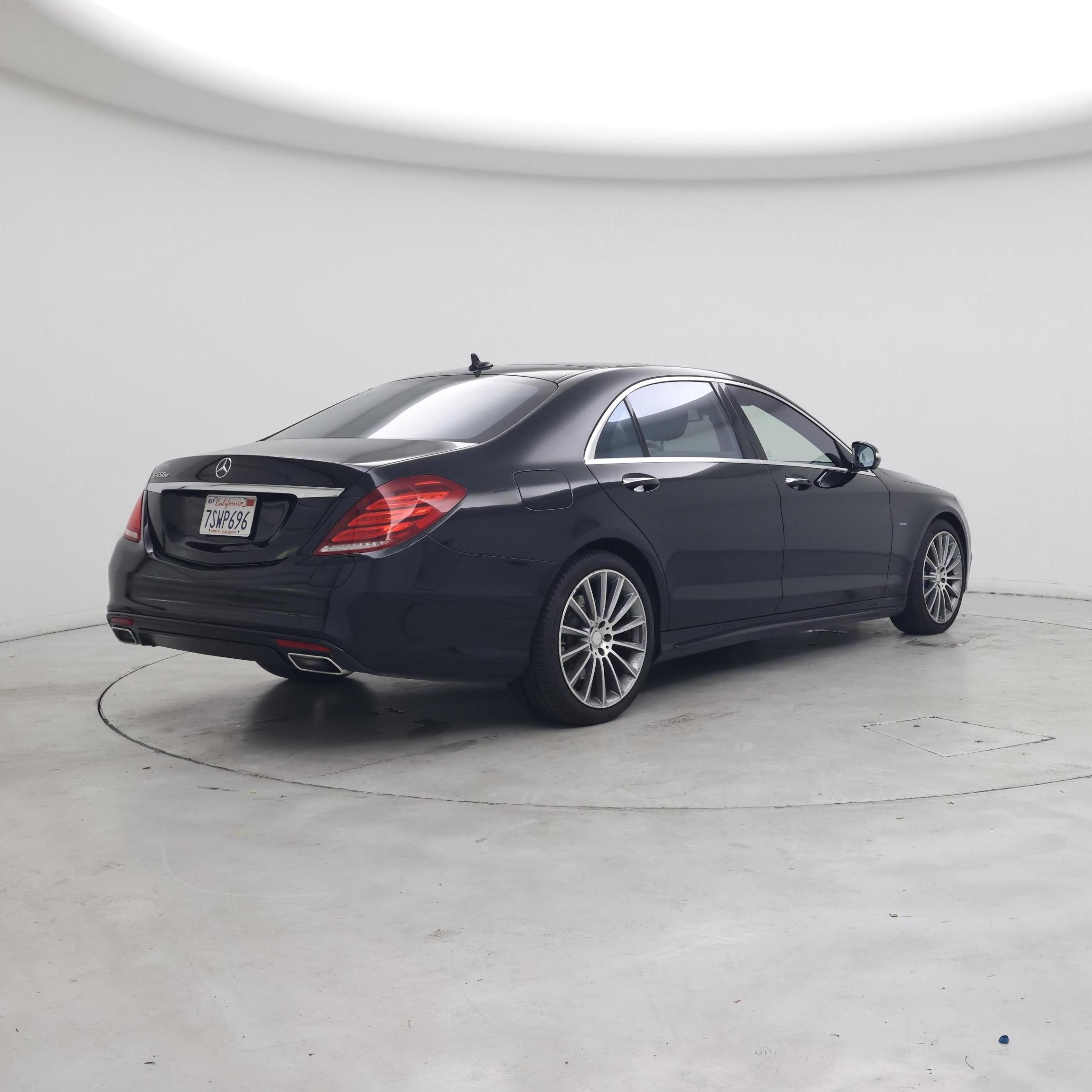 Thumbnail: 2016 Mercedes-Benz S-Class - 8