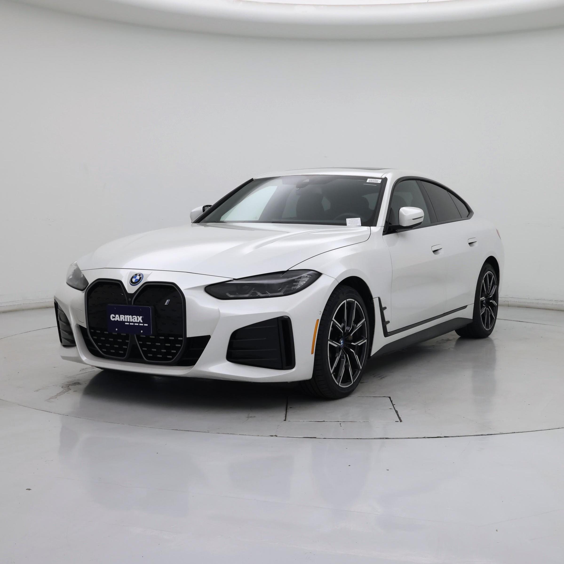 Thumbnail: 2022 BMW i4 - 4