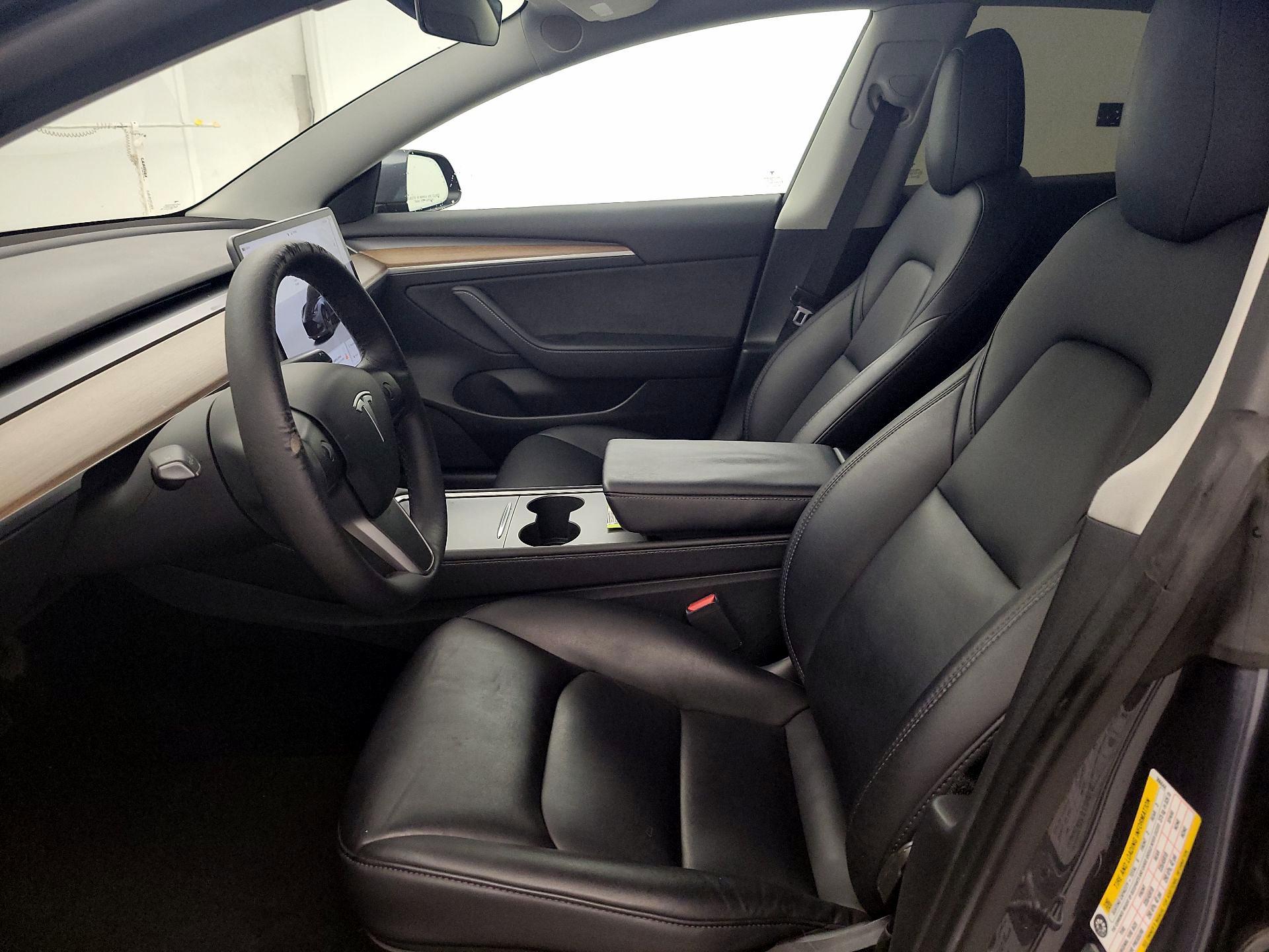 Thumbnail: 2022 Tesla Model 3 - 9