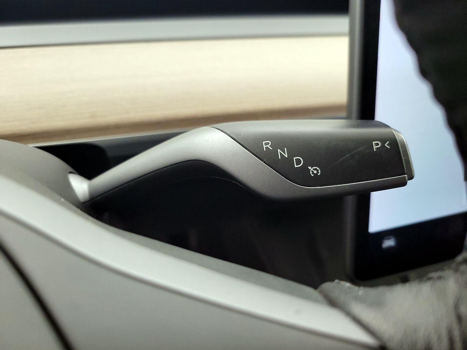 Thumbnail: 2022 Tesla Model 3 - 15