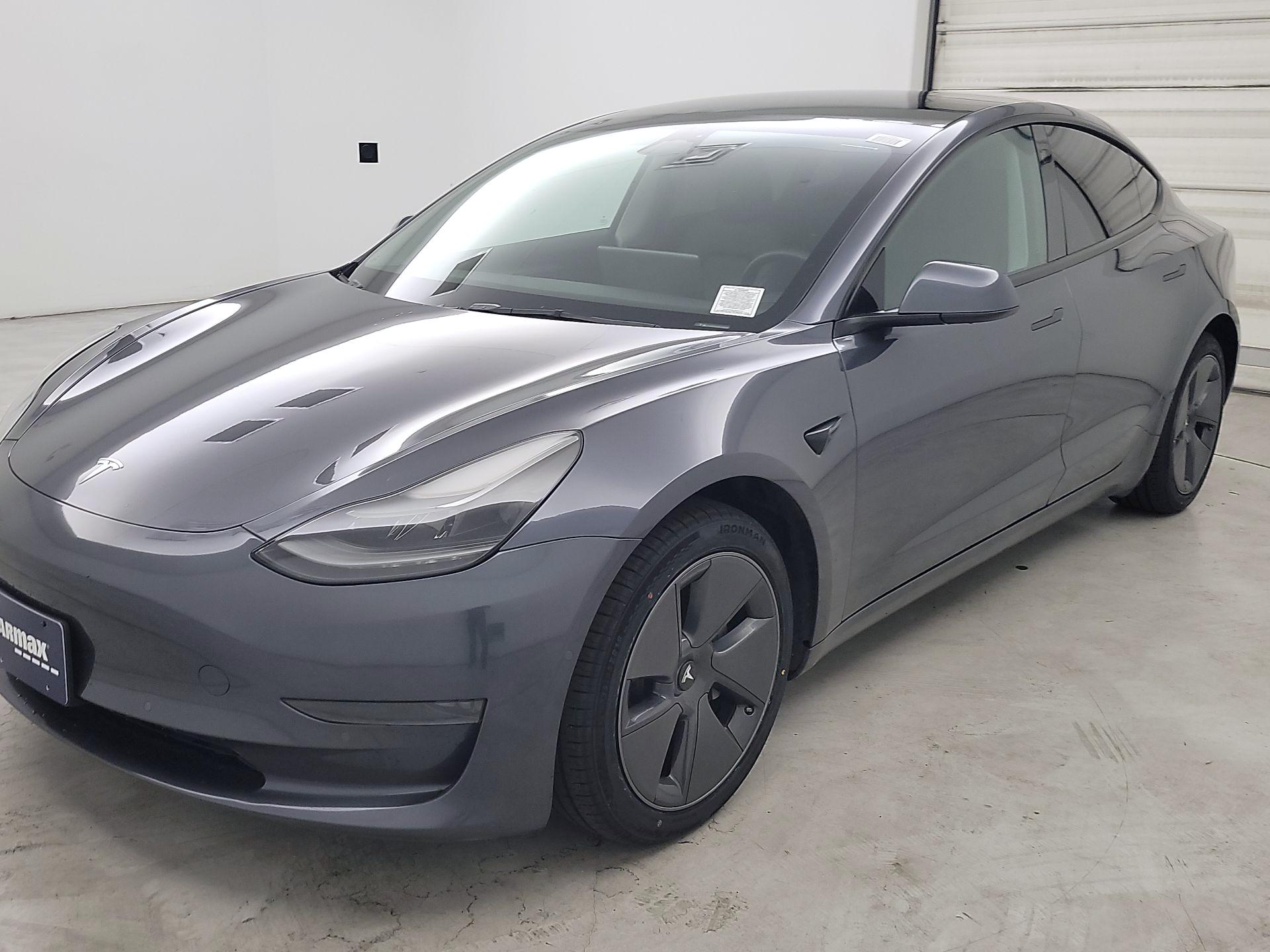 Thumbnail: 2022 Tesla Model 3 - 3