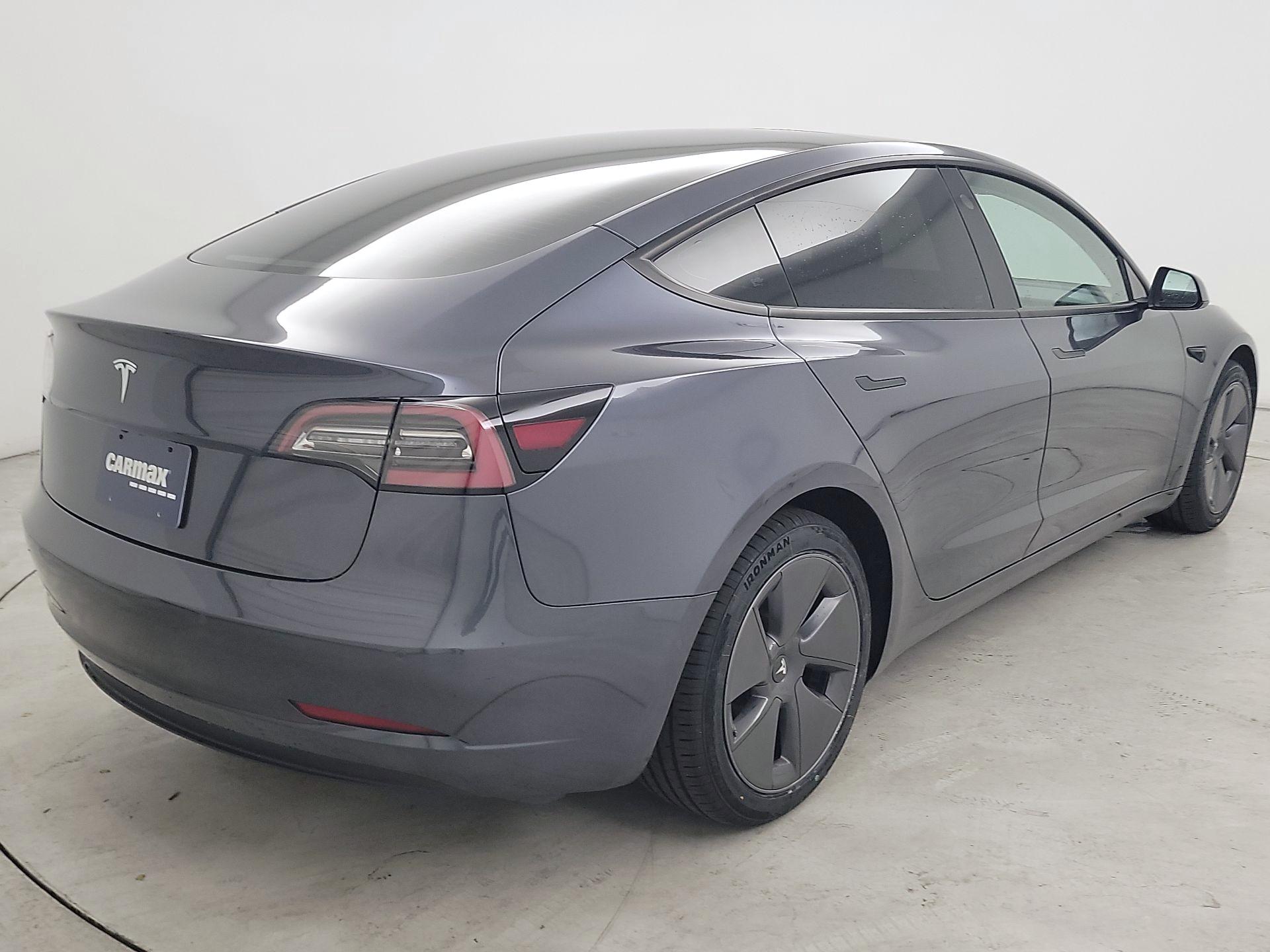 Thumbnail: 2022 Tesla Model 3 - 5