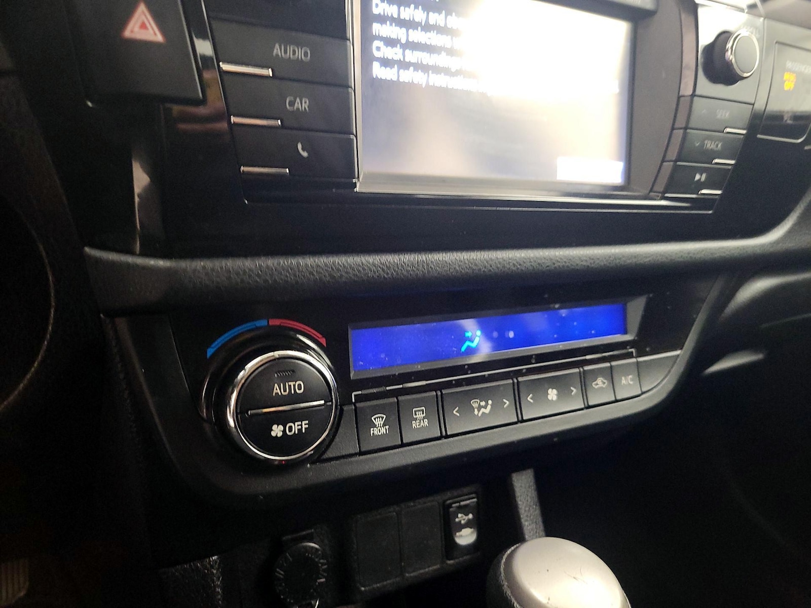 2015 Toyota Corolla S Plus - Photo 17