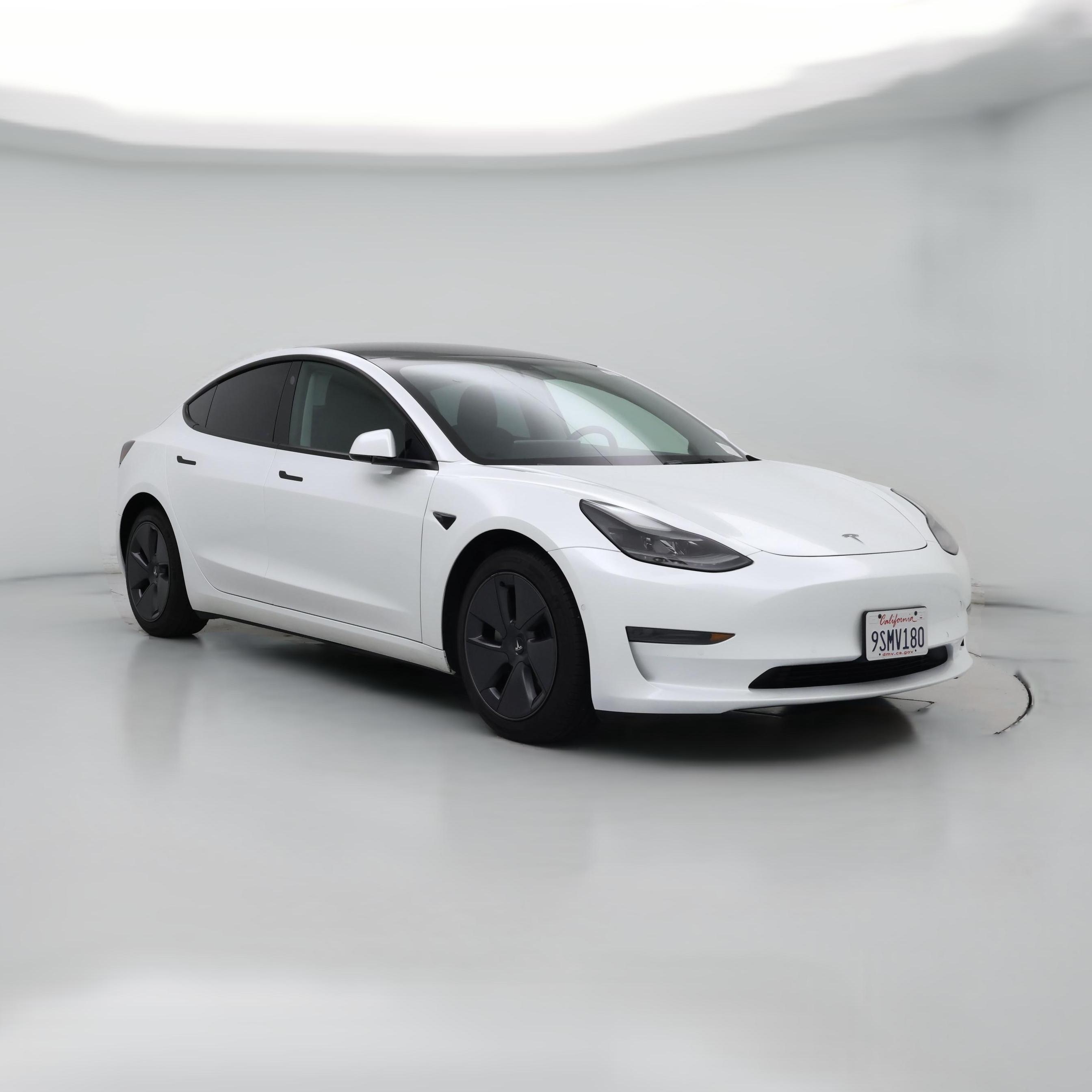 Thumbnail: 2022 Tesla Model 3 - 1