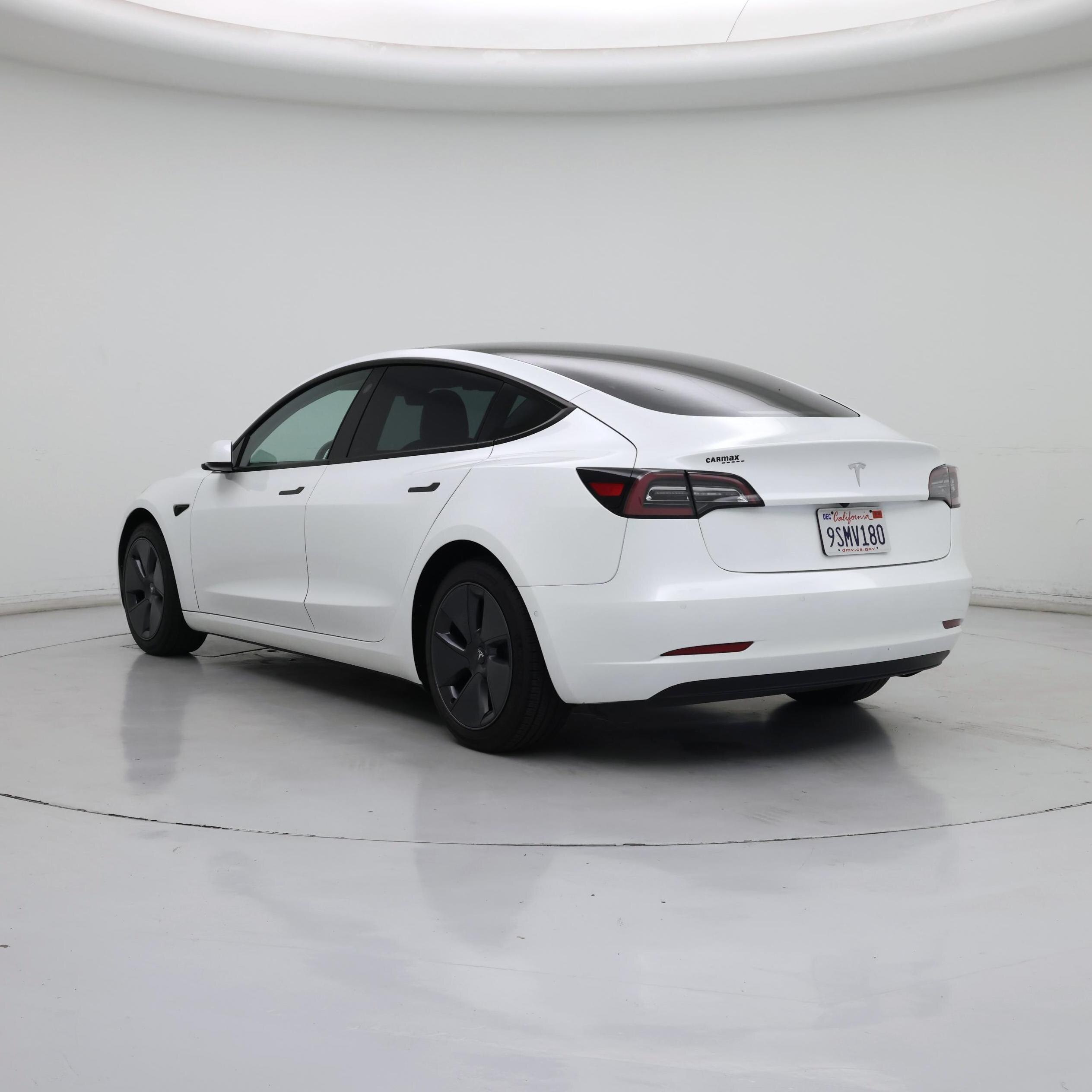 Thumbnail: 2022 Tesla Model 3 - 2