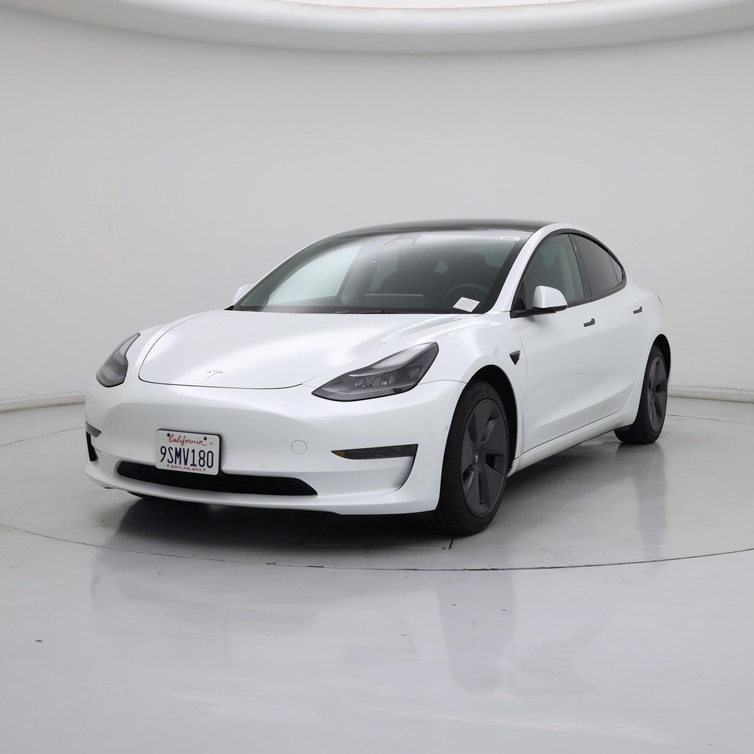 Thumbnail: 2022 Tesla Model 3 - 4