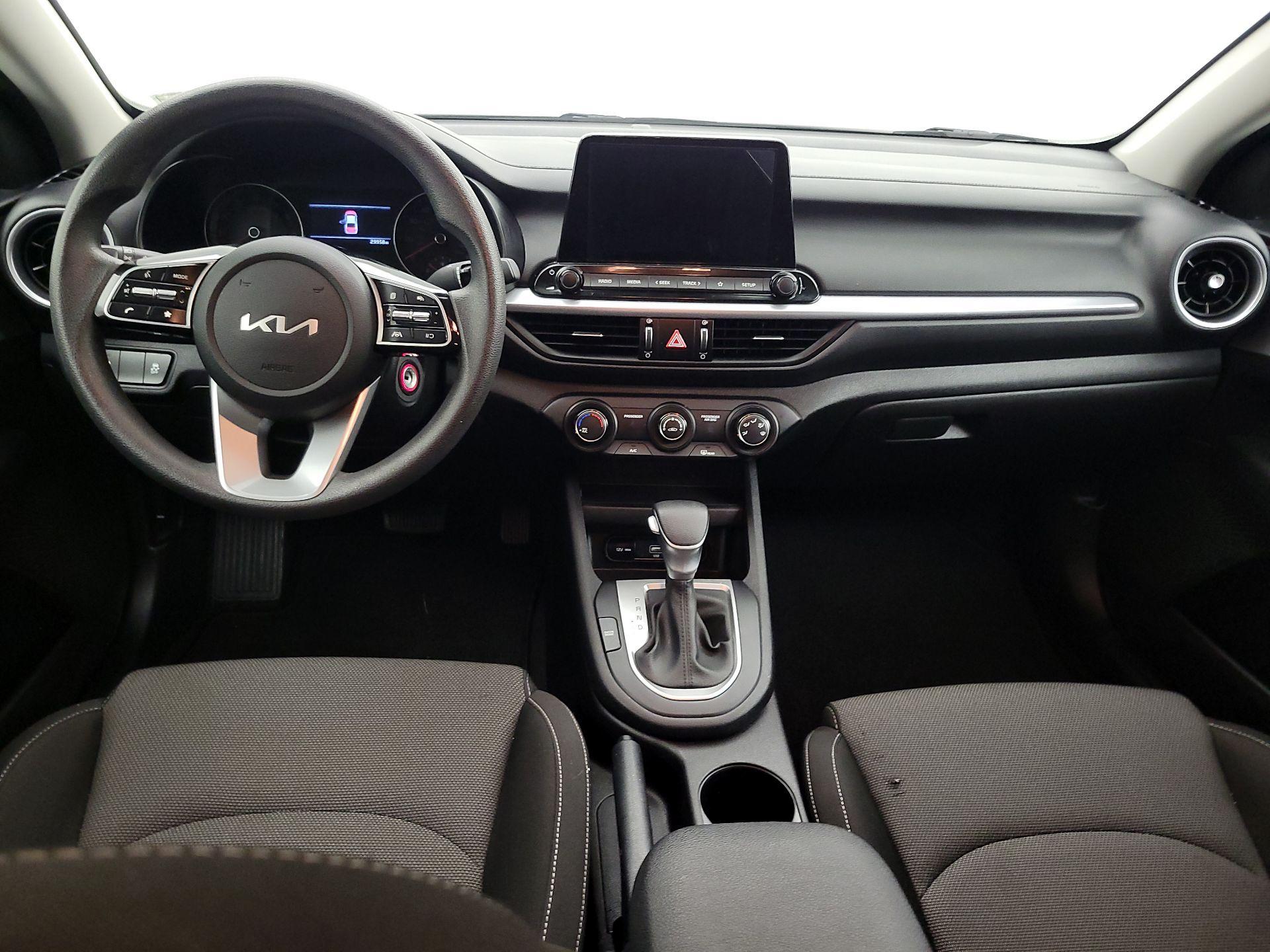 Thumbnail: 2023 Kia Forte - 9