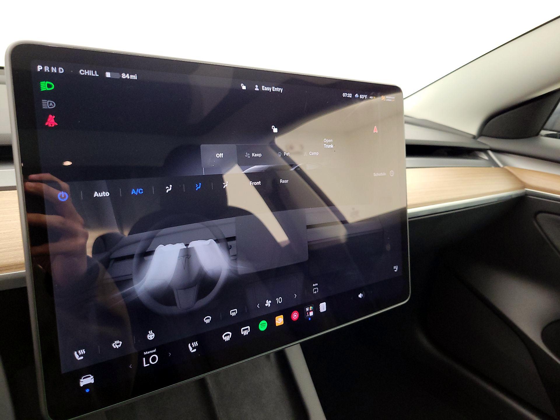 Thumbnail: 2023 Tesla Model 3 - 16
