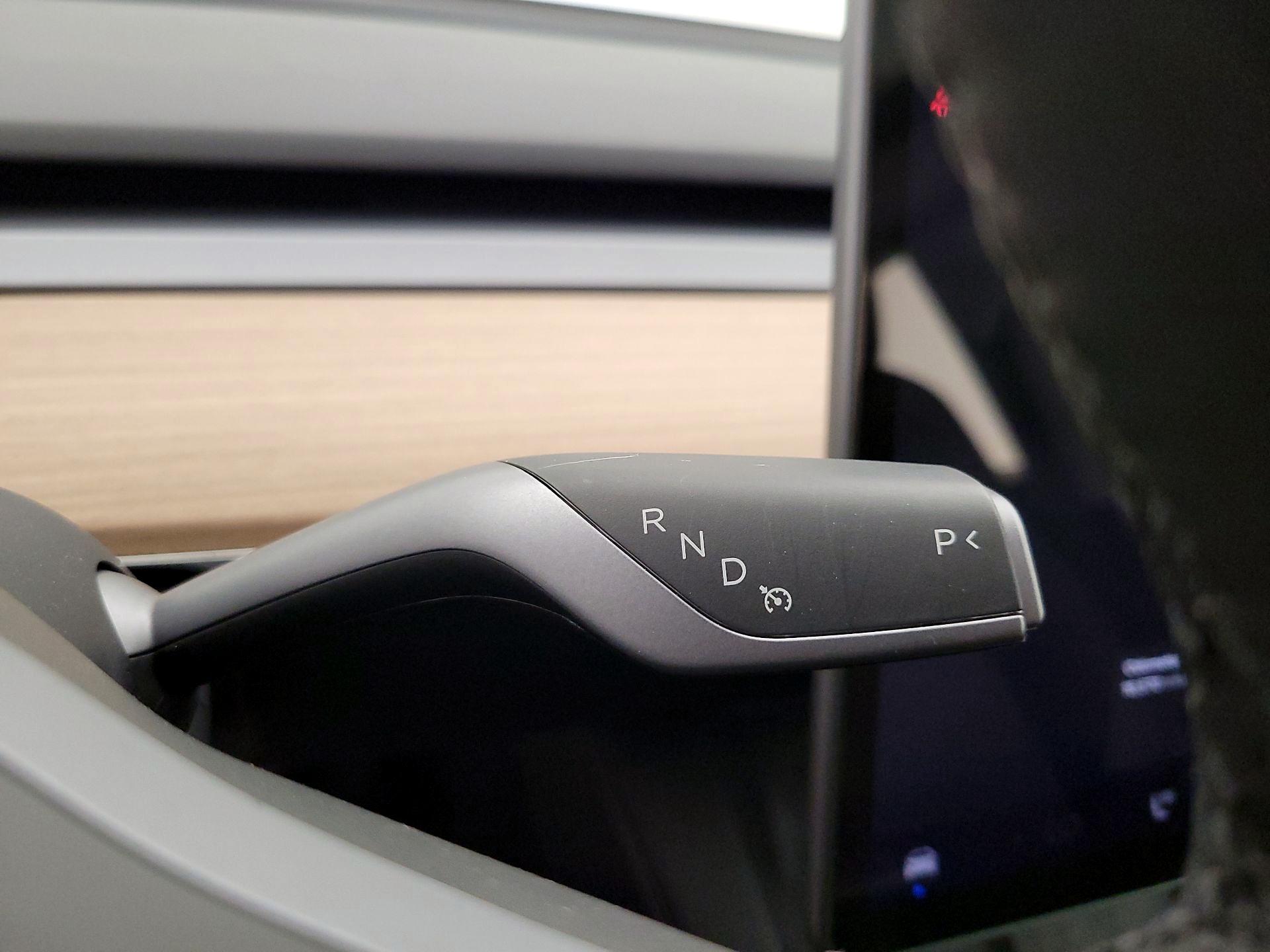 Thumbnail: 2023 Tesla Model 3 - 17