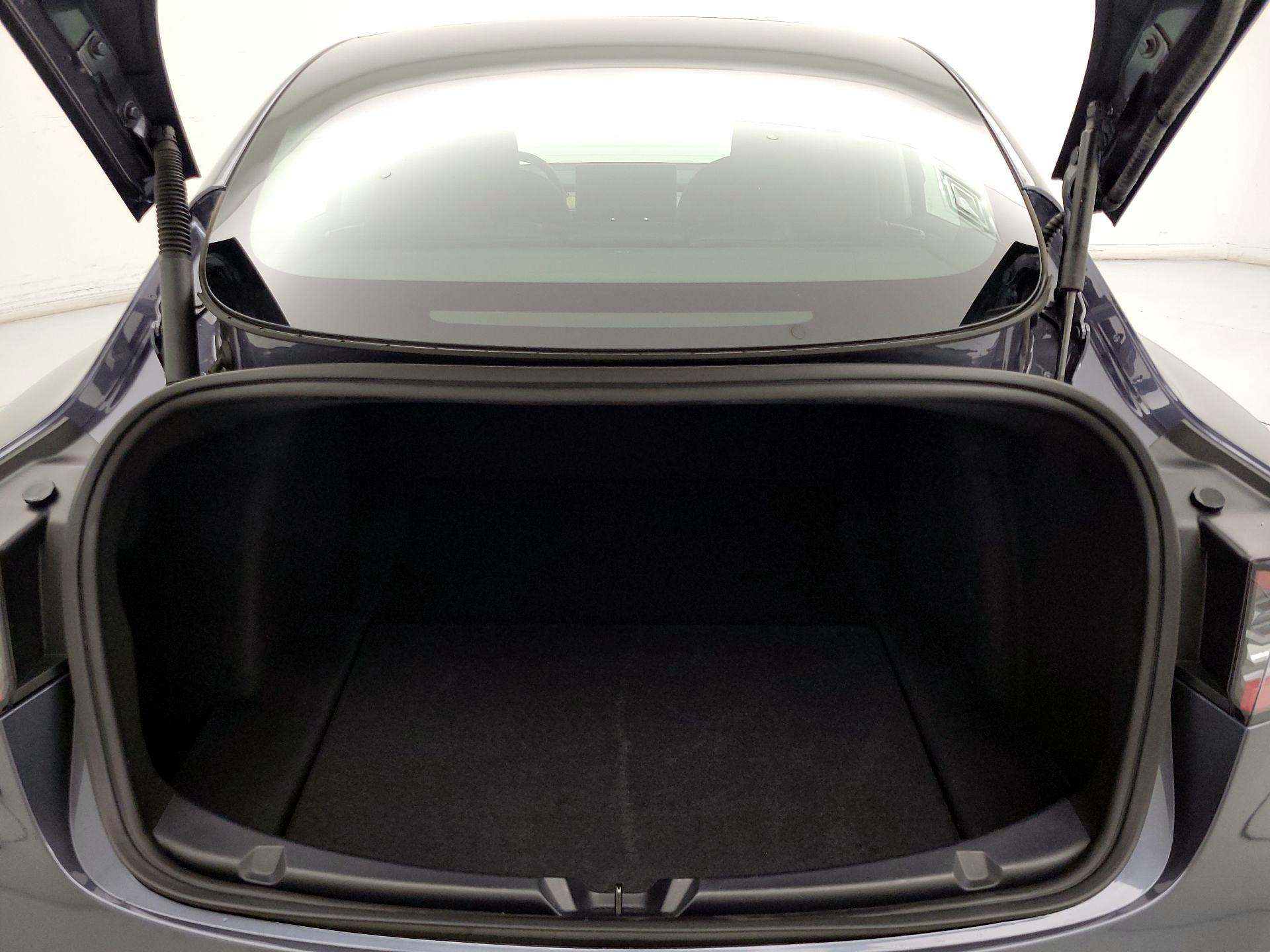 Thumbnail: 2023 Tesla Model 3 - 20