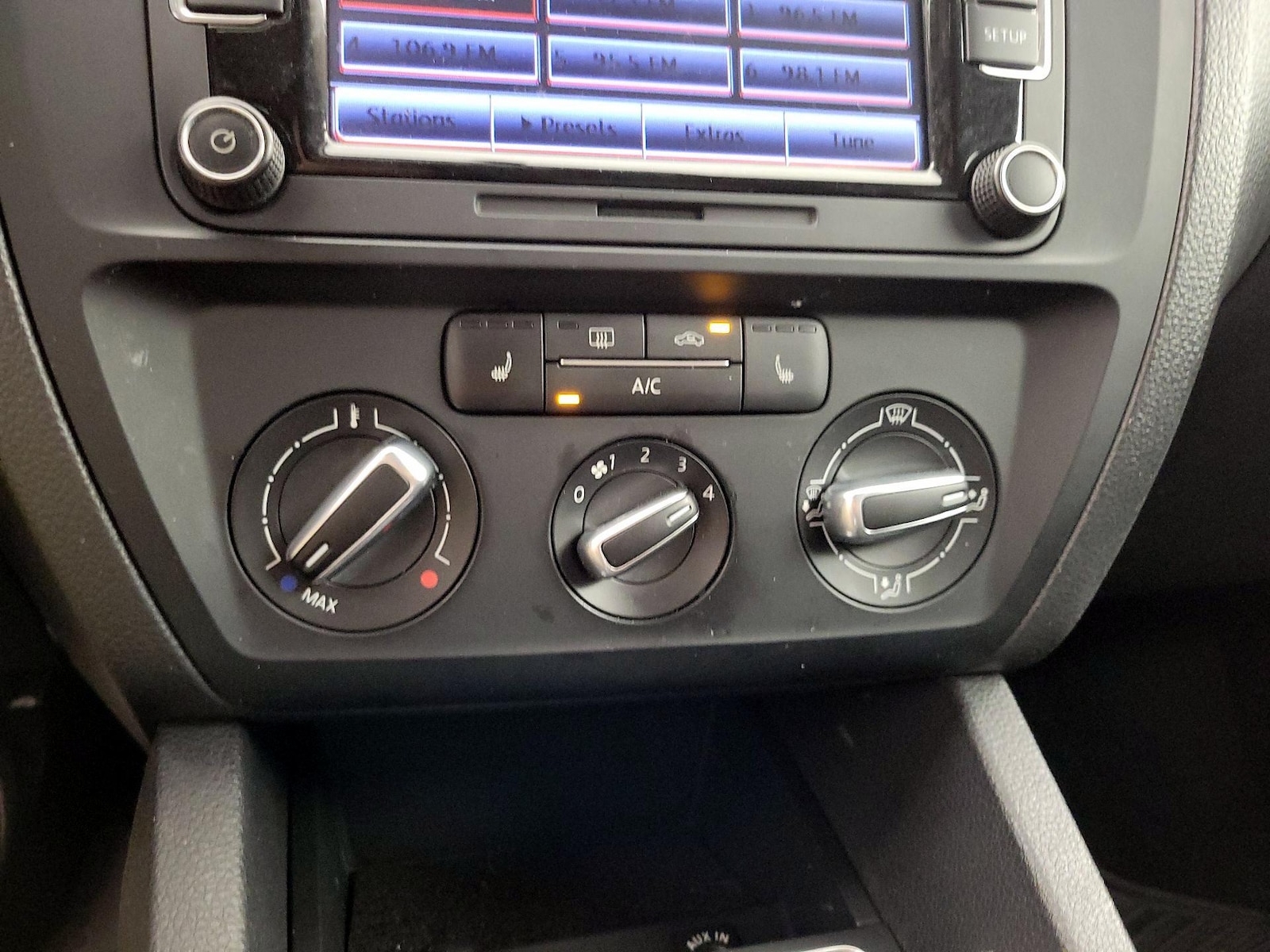 2015 Volkswagen Jetta SE - Photo 17