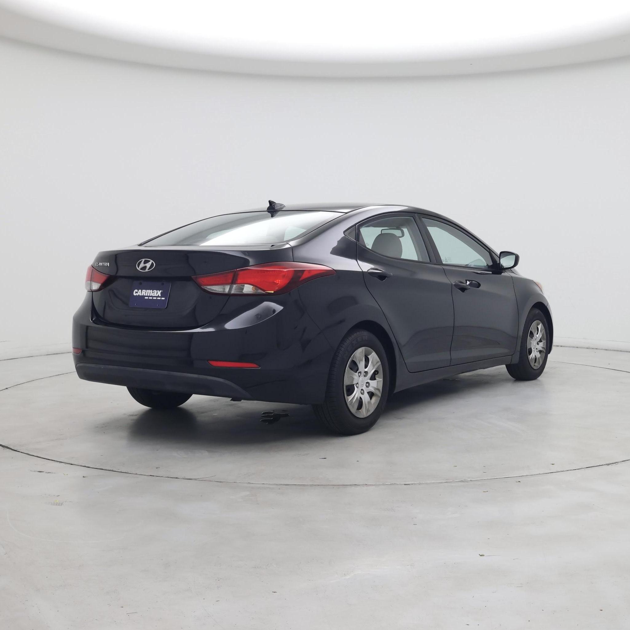Thumbnail: 2016 Hyundai Elantra - 8