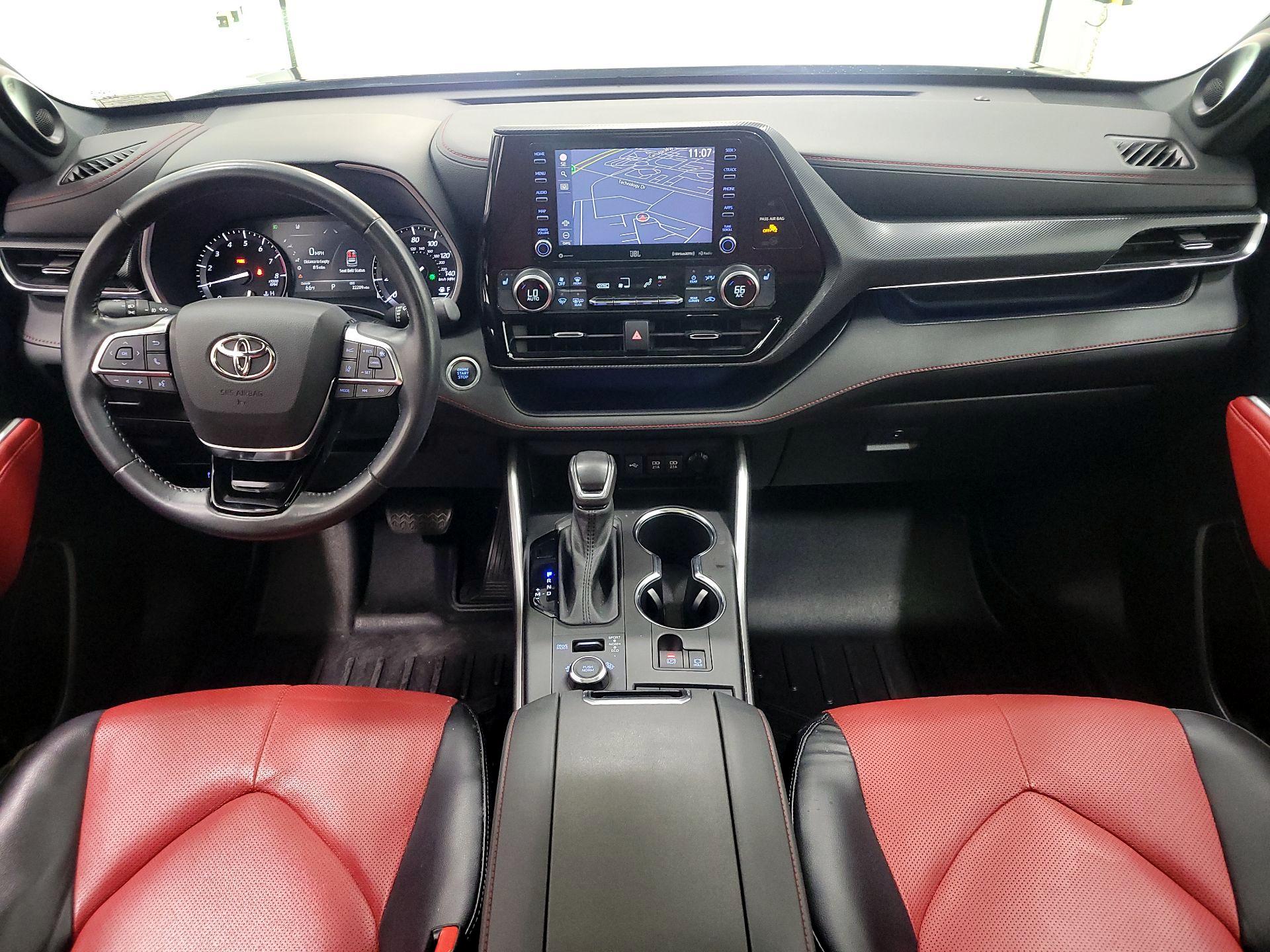Thumbnail: 2021 Toyota Highlander - 9