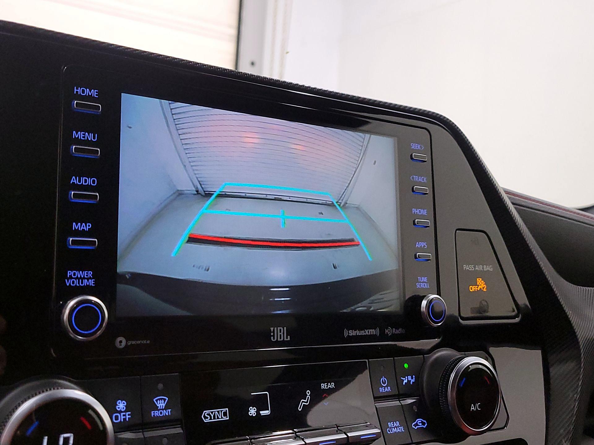 Thumbnail: 2021 Toyota Highlander - 15