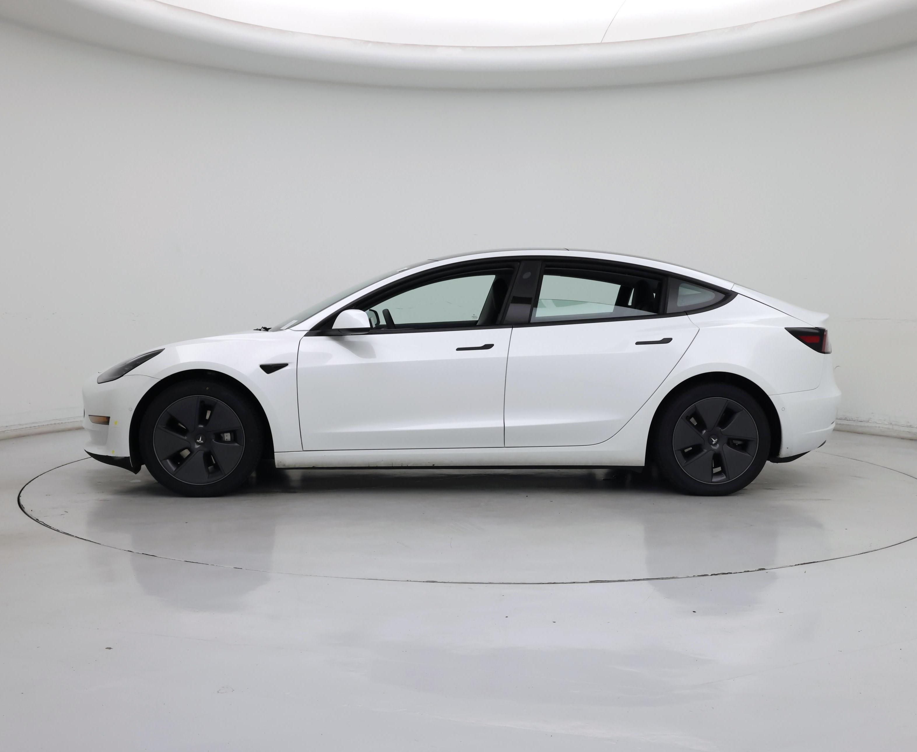 Thumbnail: 2022 Tesla Model 3 - 3