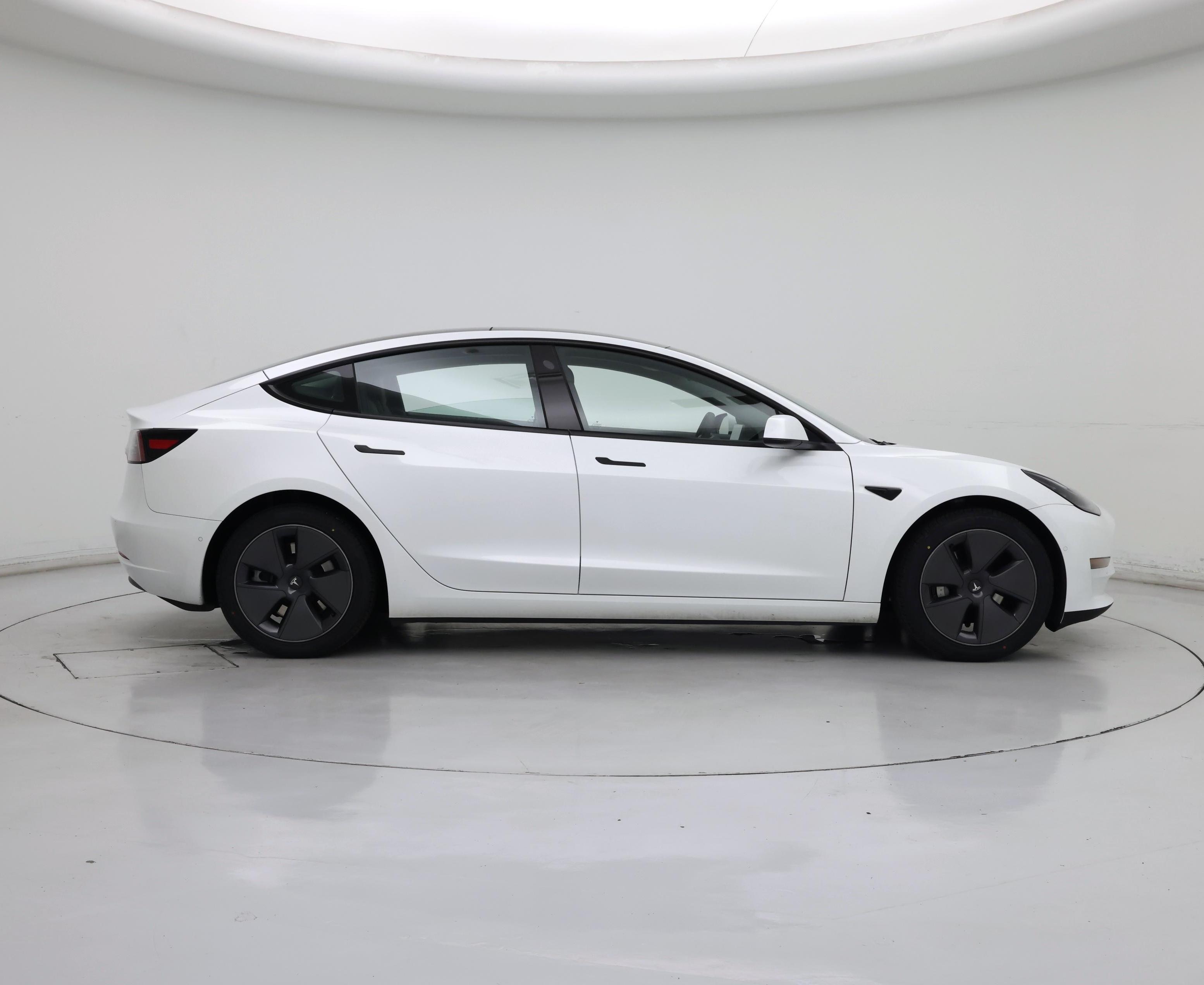 Thumbnail: 2022 Tesla Model 3 - 7