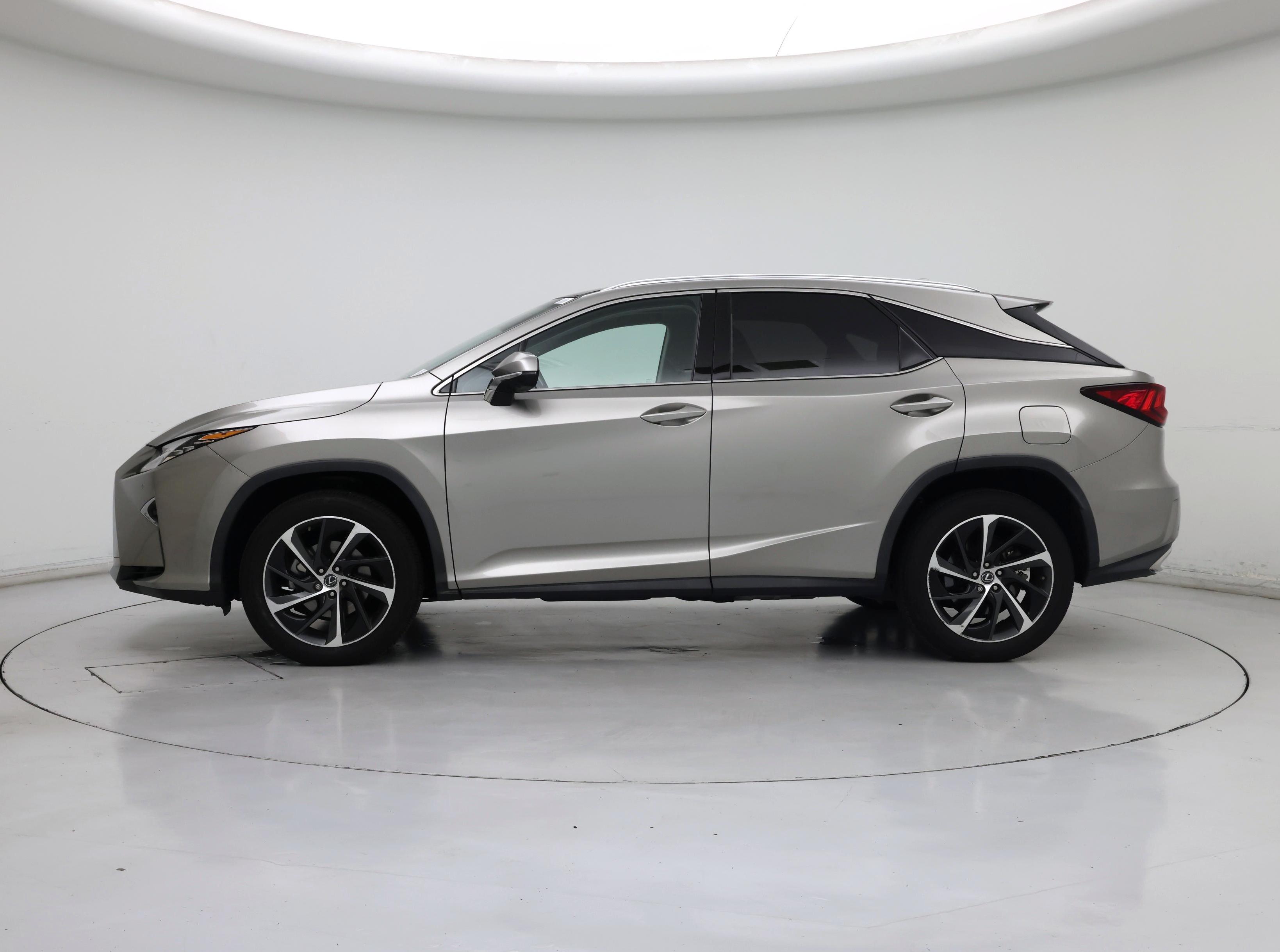 Thumbnail: 2018 Lexus RX - 3