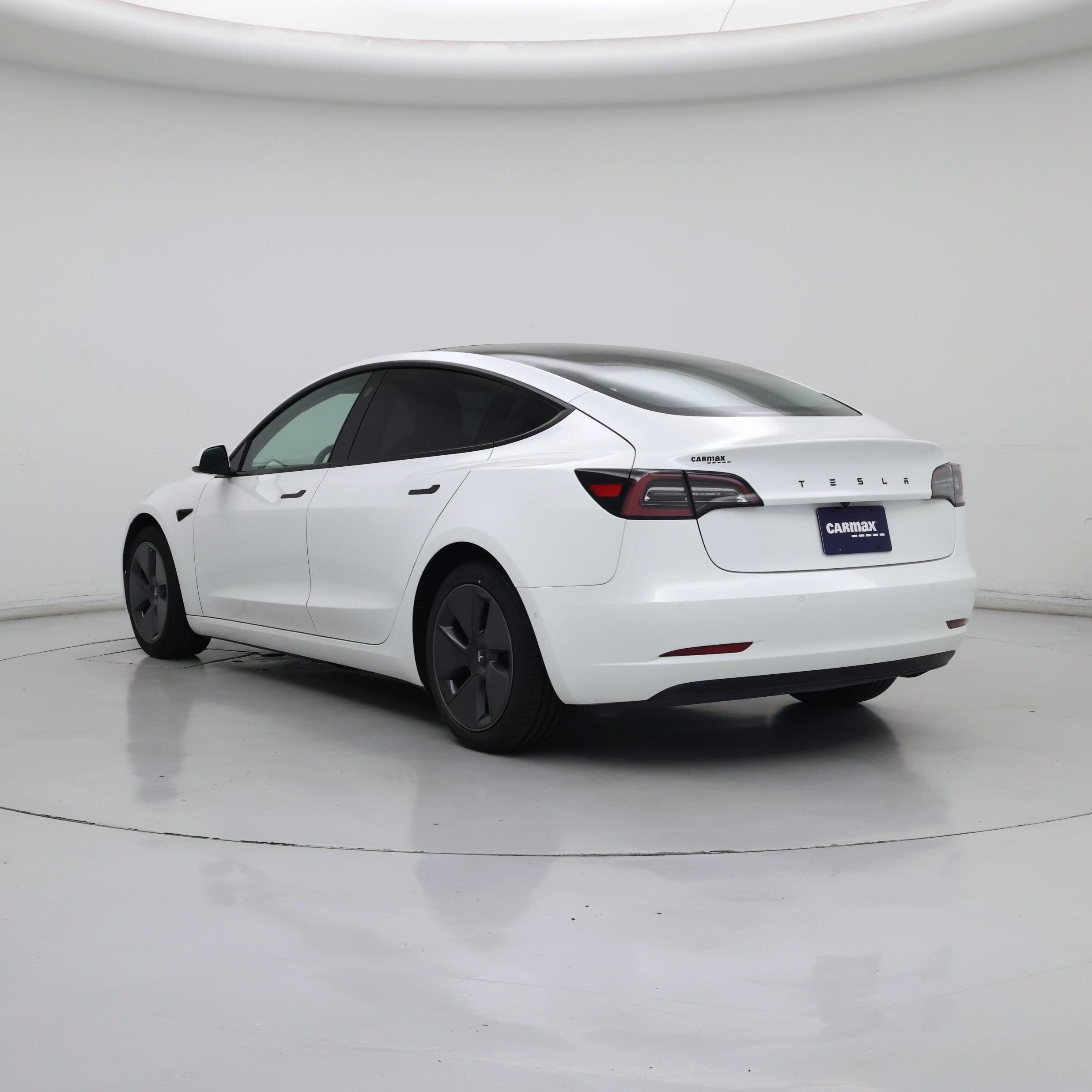 Thumbnail: 2022 Tesla Model 3 - 2