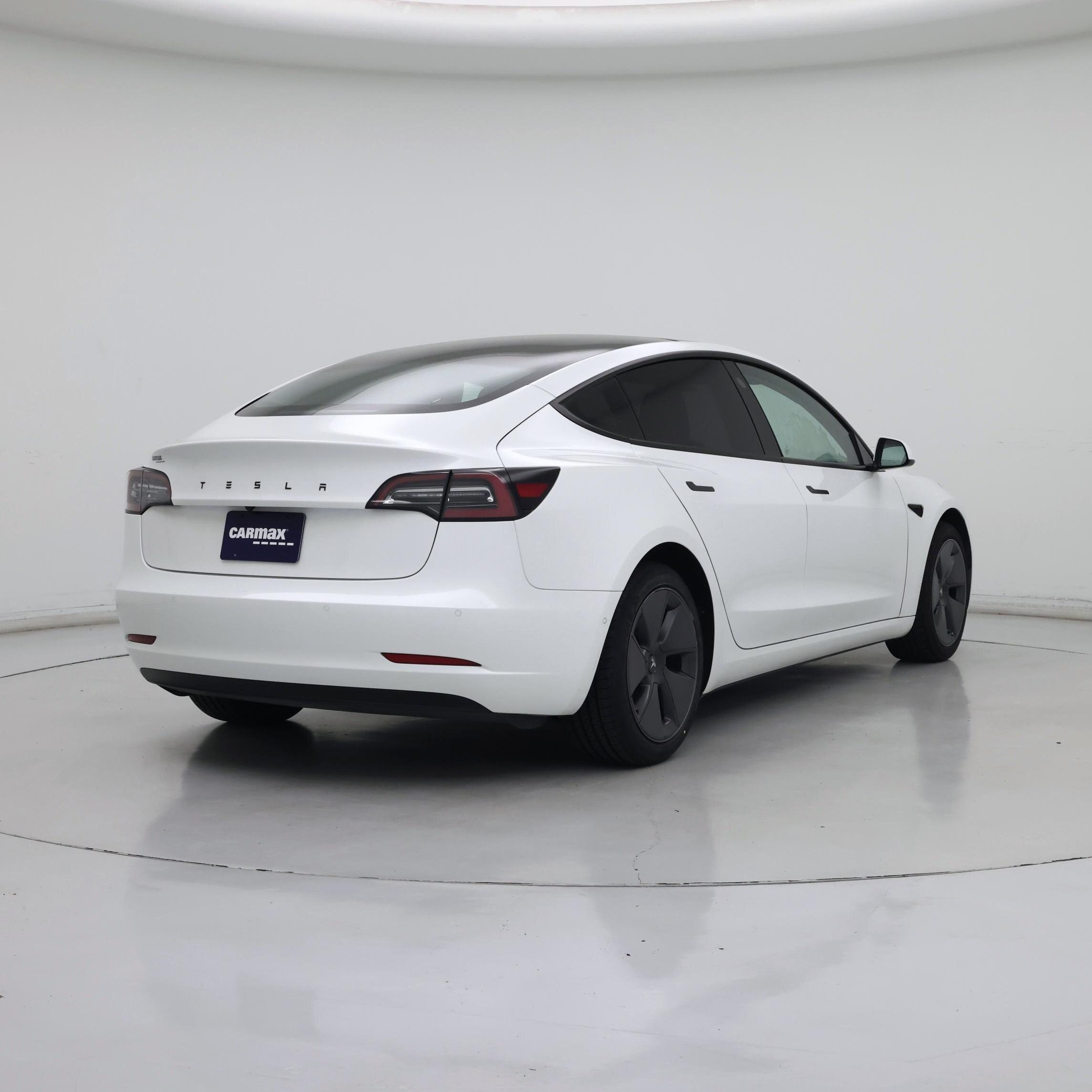 Thumbnail: 2022 Tesla Model 3 - 8