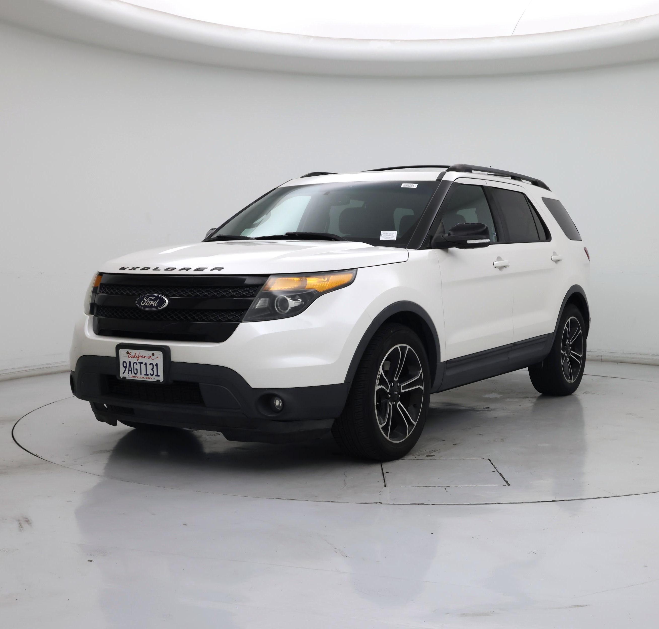 Thumbnail: 2015 Ford Explorer - 4