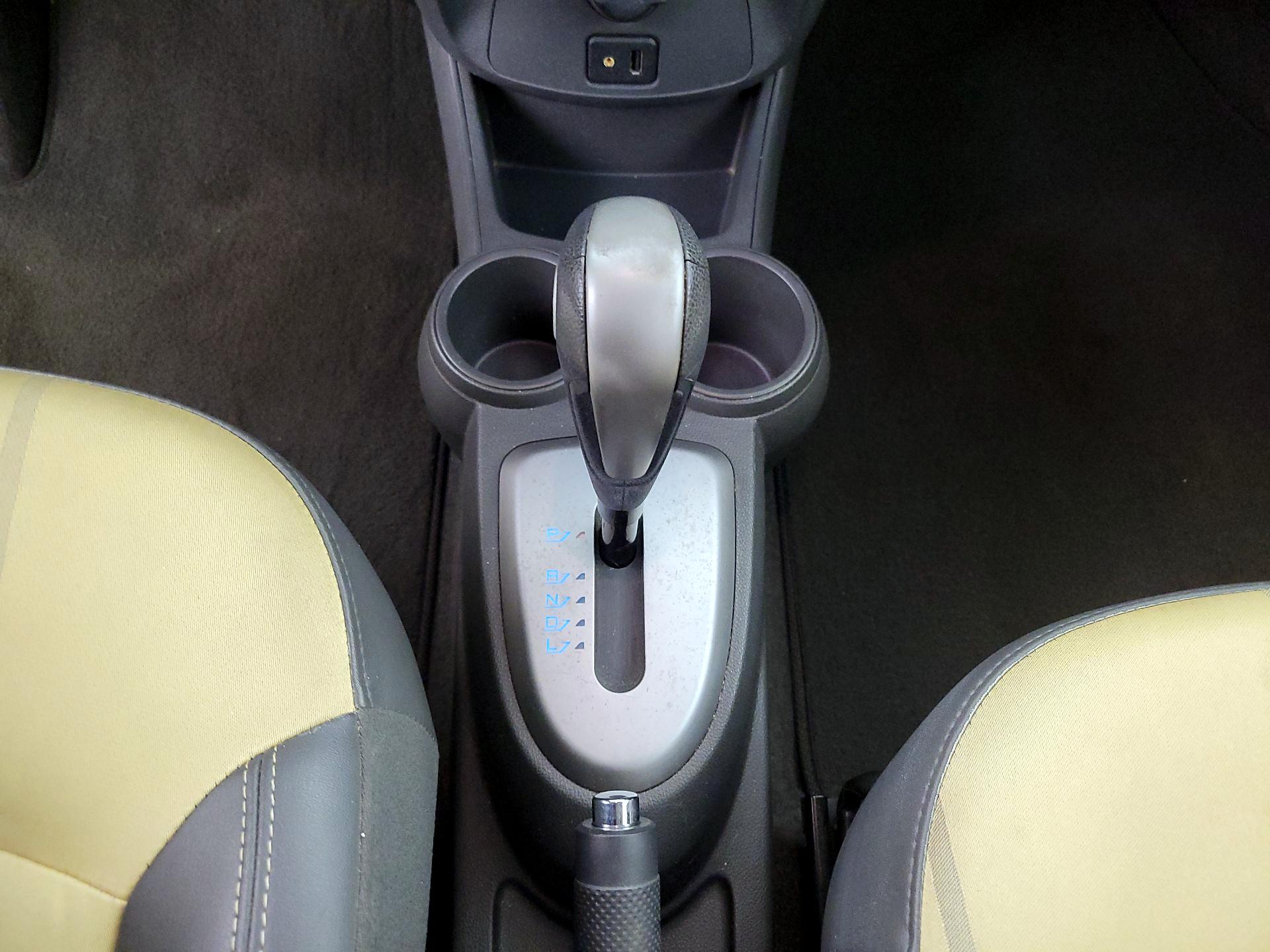 Thumbnail: 2015 Chevrolet Spark - 16