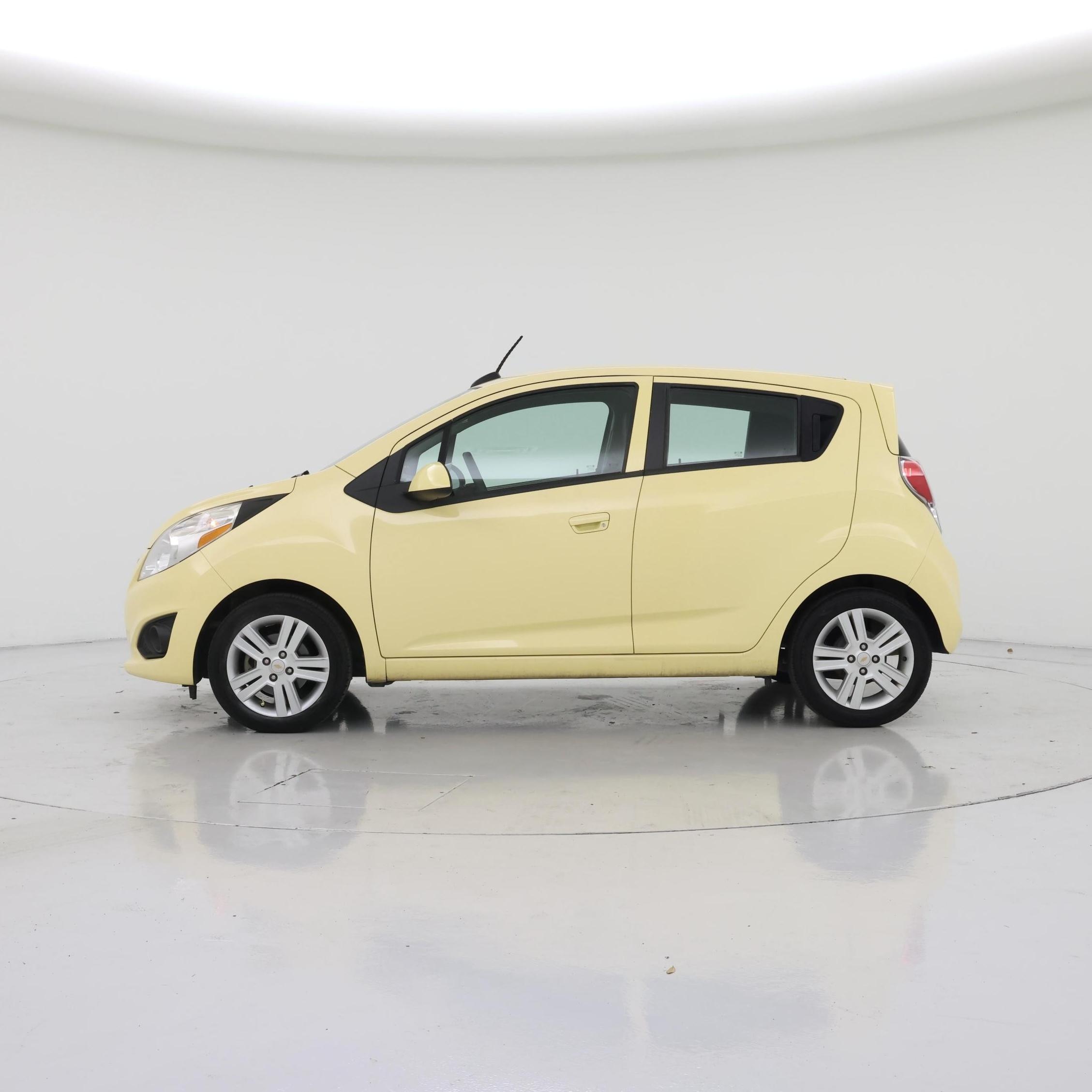 Thumbnail: 2015 Chevrolet Spark - 3