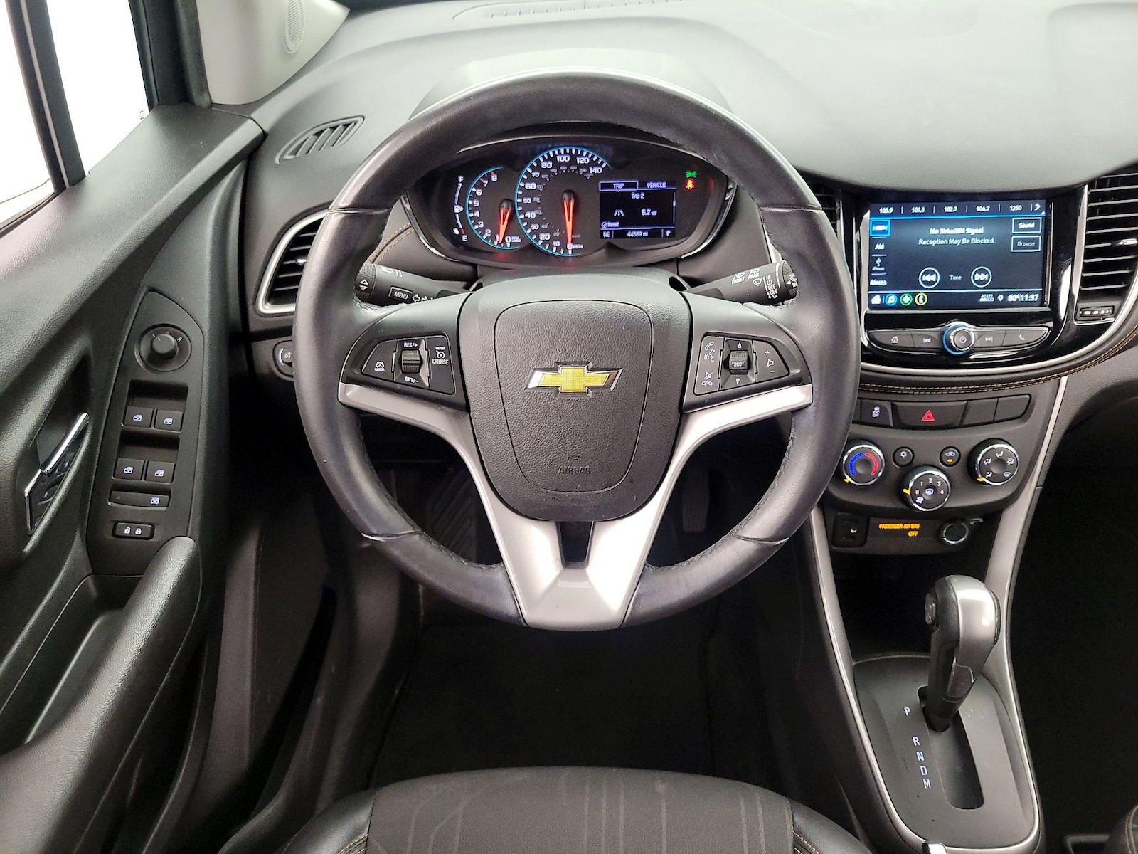 2019 Chevrolet Trax LT - Photo 11